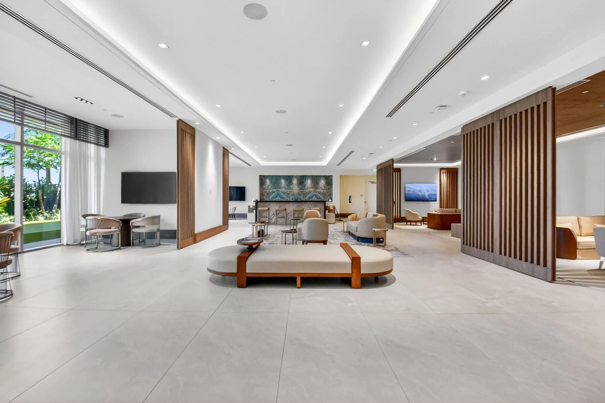 103-Amenities sixth floor lounge.jpg