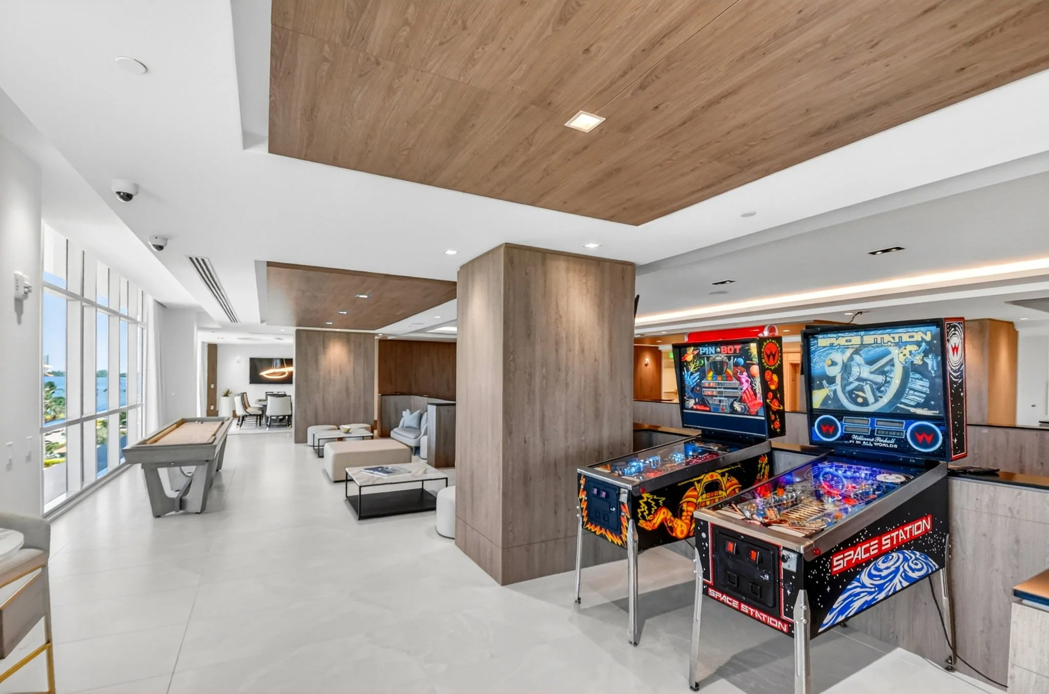 144-Amenities fifth floor pinball machines.jpg