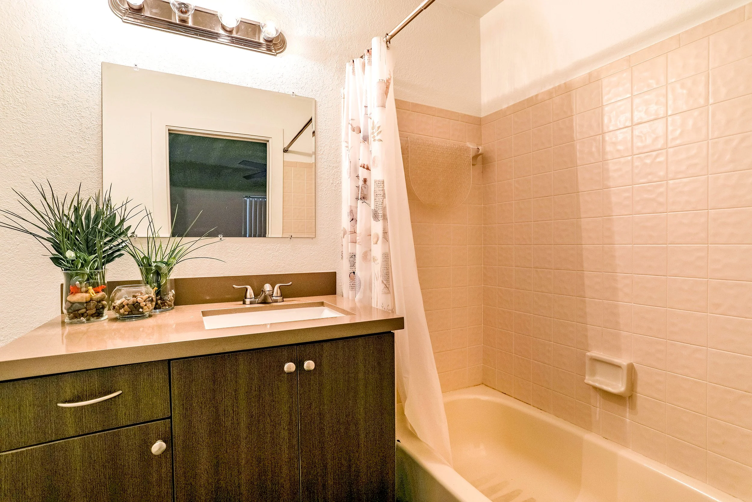41-Second Bathroom.jpg