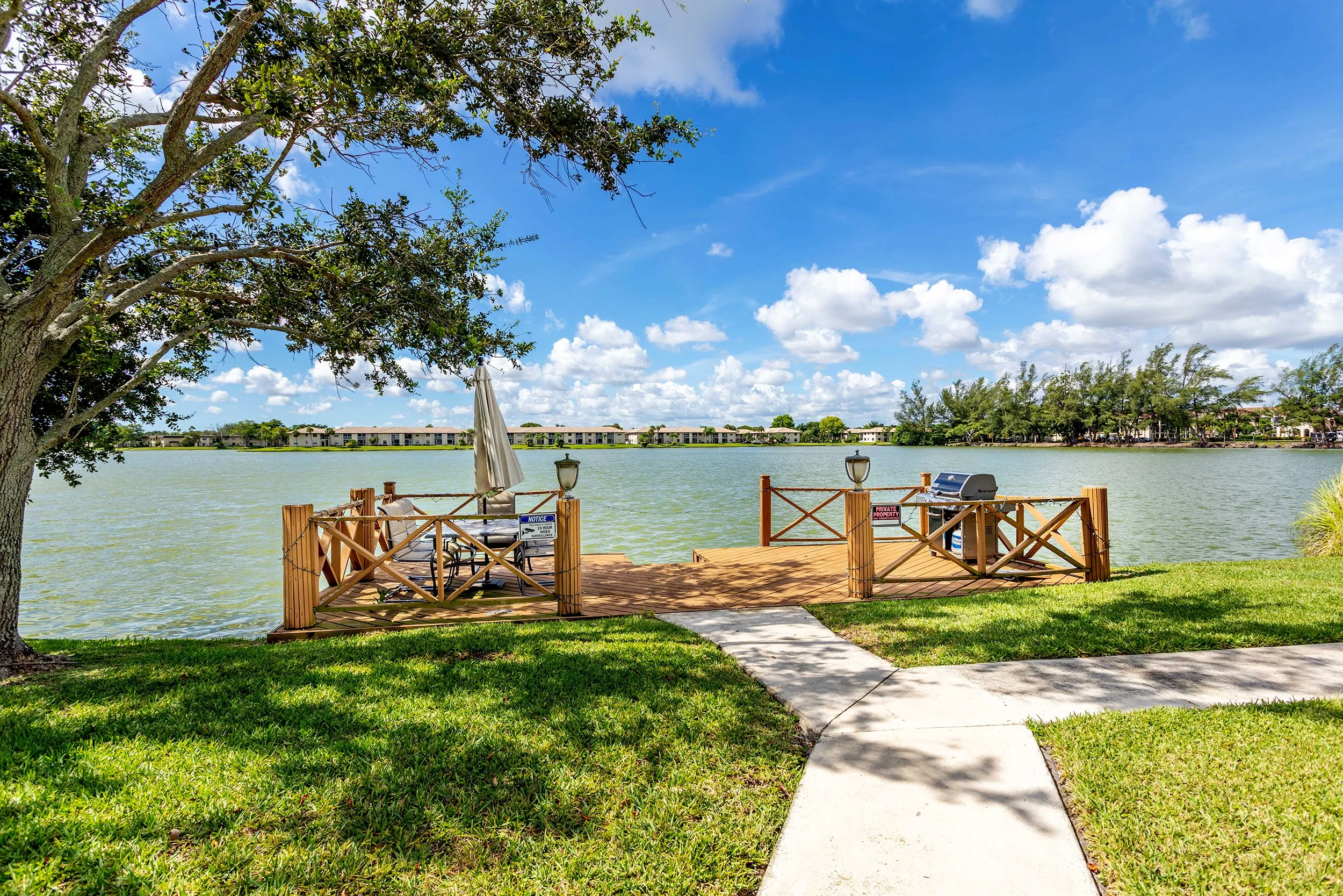 61-House Dock.jpg