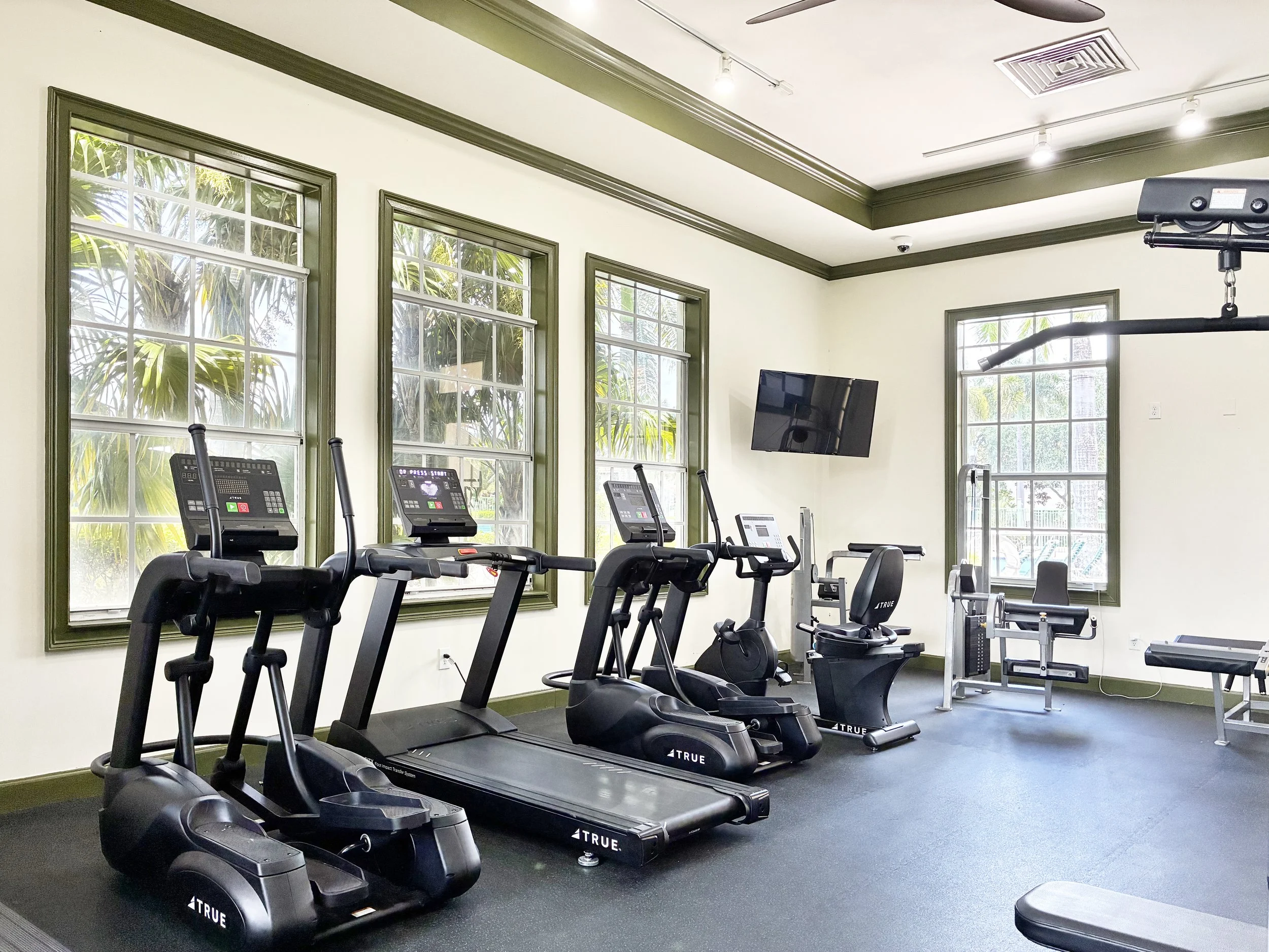 83-Fitness Center.jpeg