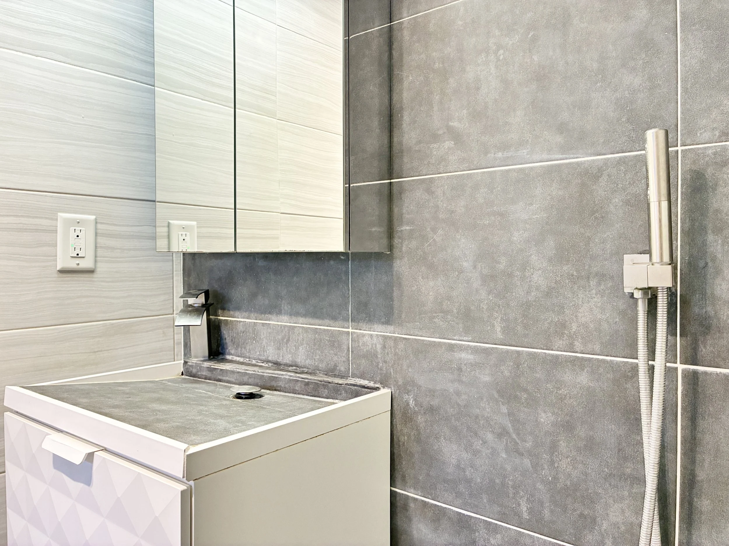 59-Master Bathroom.jpeg