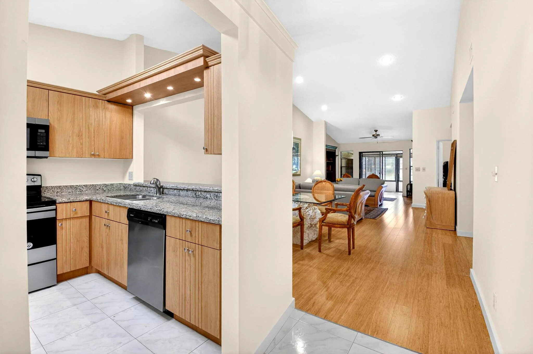 7-Palm Chase-Boynton Beach-Kitchen dining.jpg