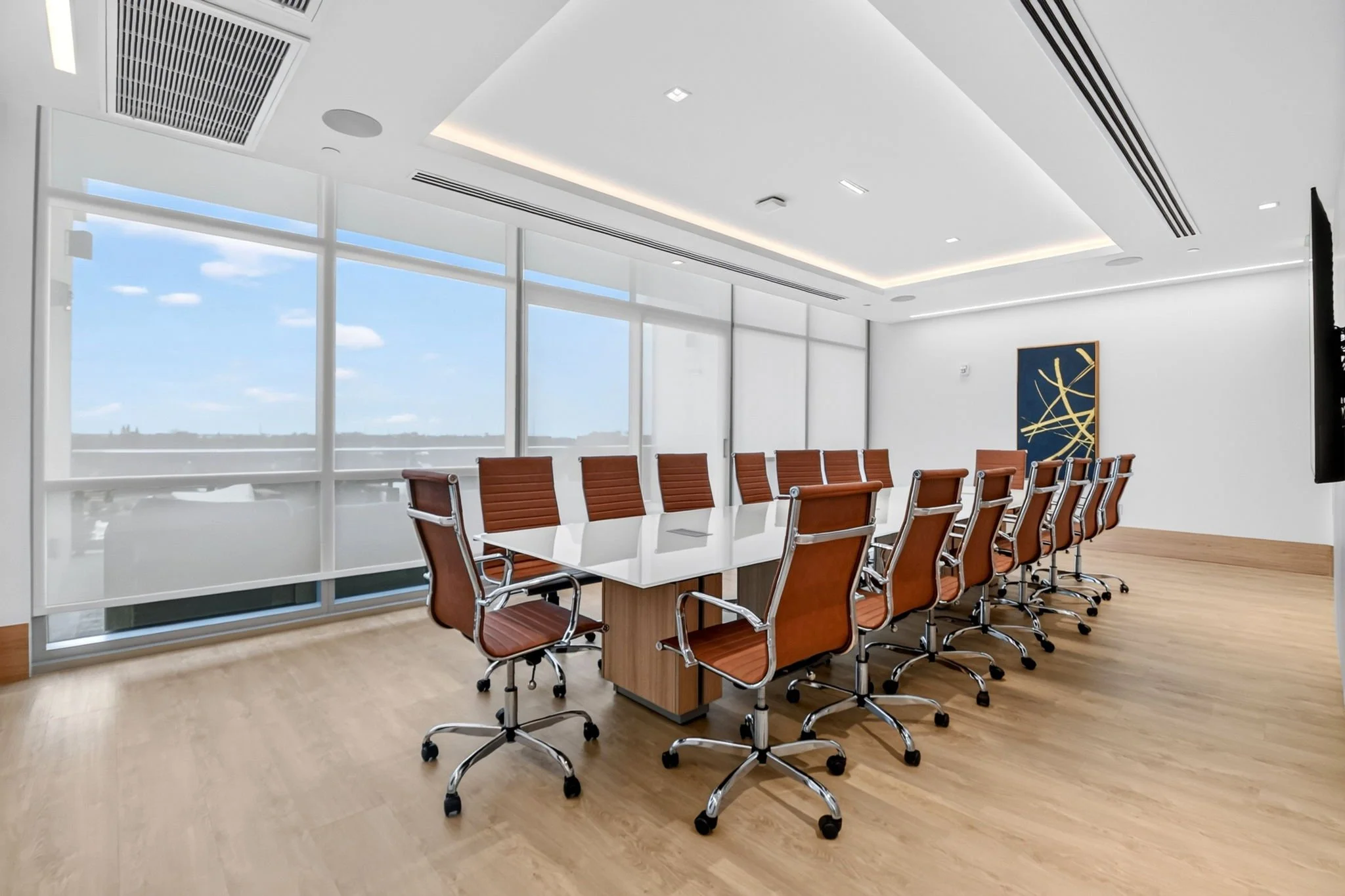 100-Amenities sixth floor lounge.jpg