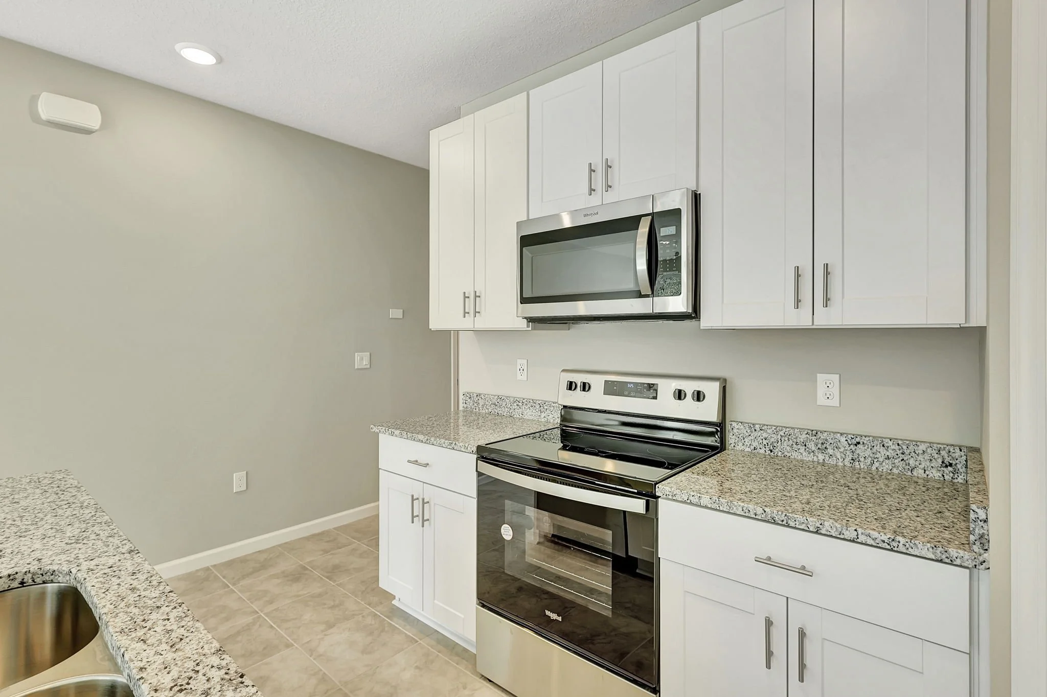 11-Open Kitchen.jpg