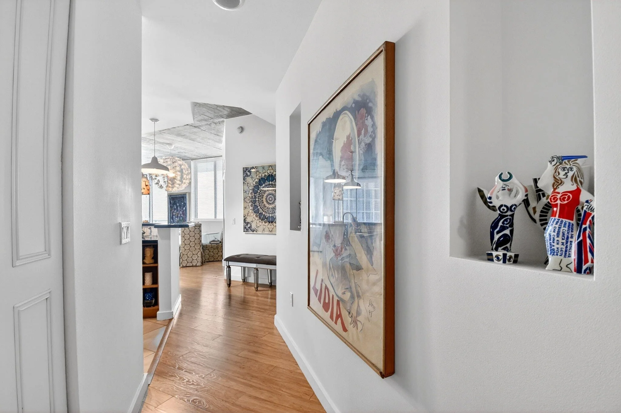 21-Hallway Condo West Palm Beach.jpg