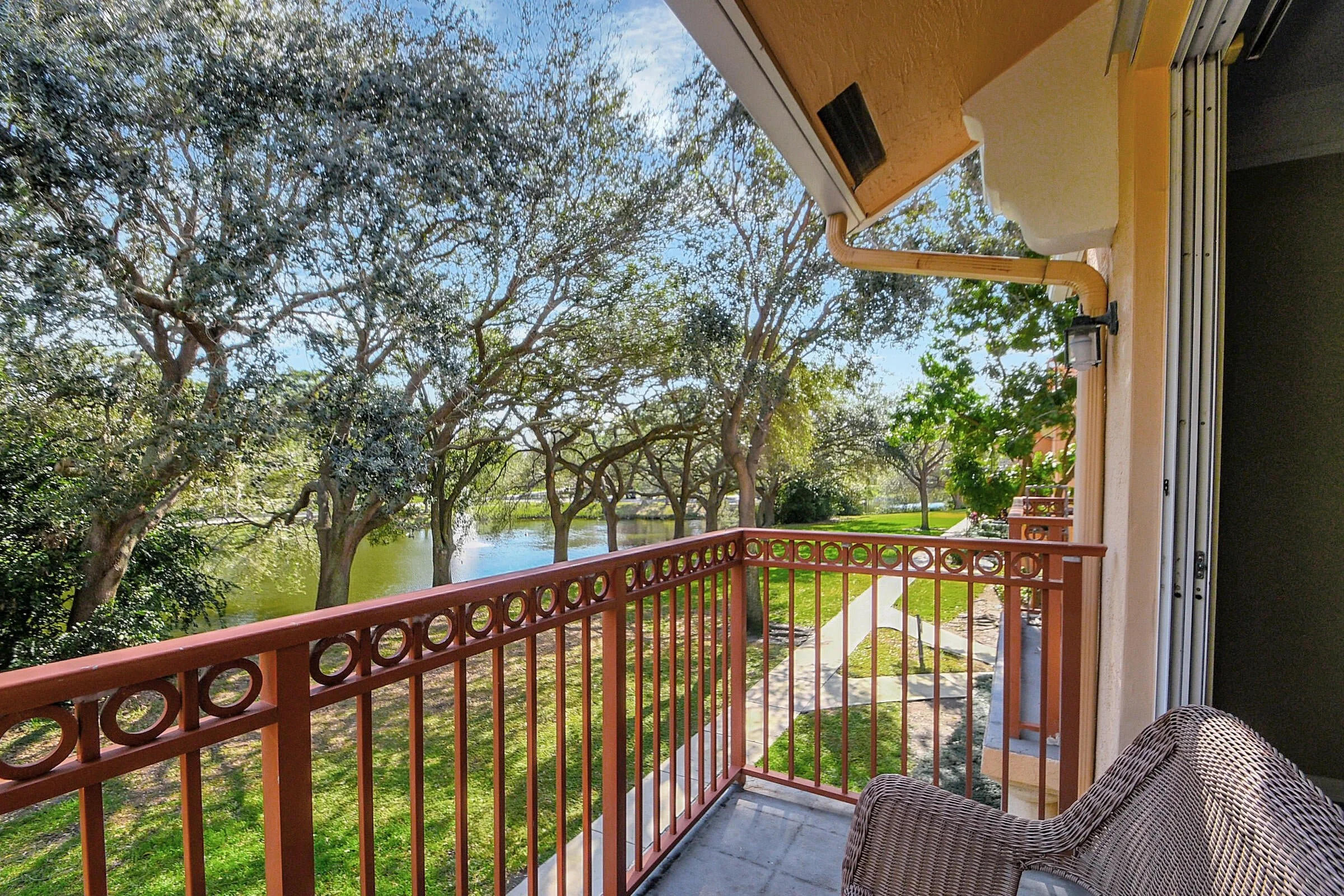 9-Balcony Living Room.jpg