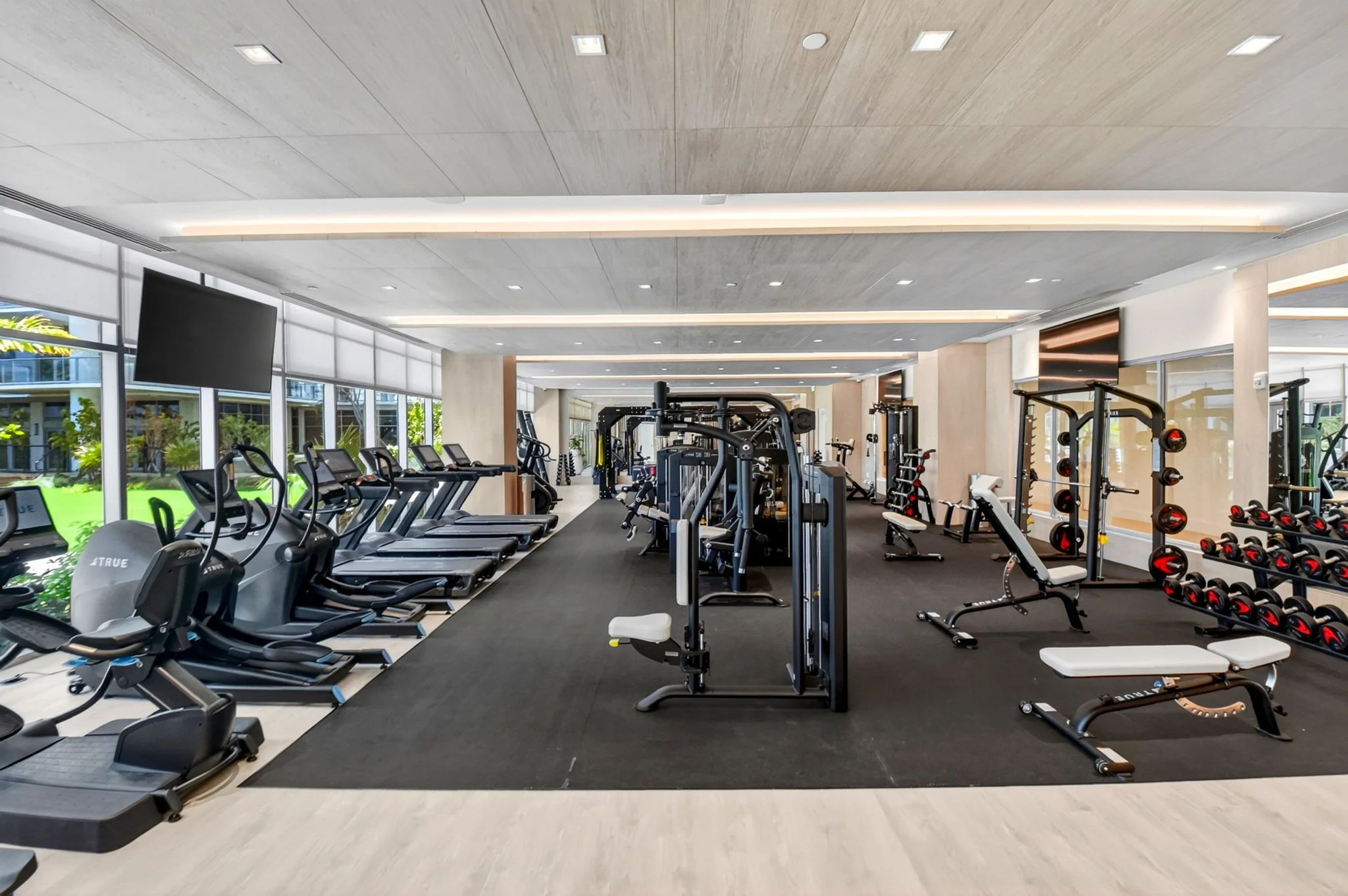 130-Amenities sixth floor fitness center.jpg