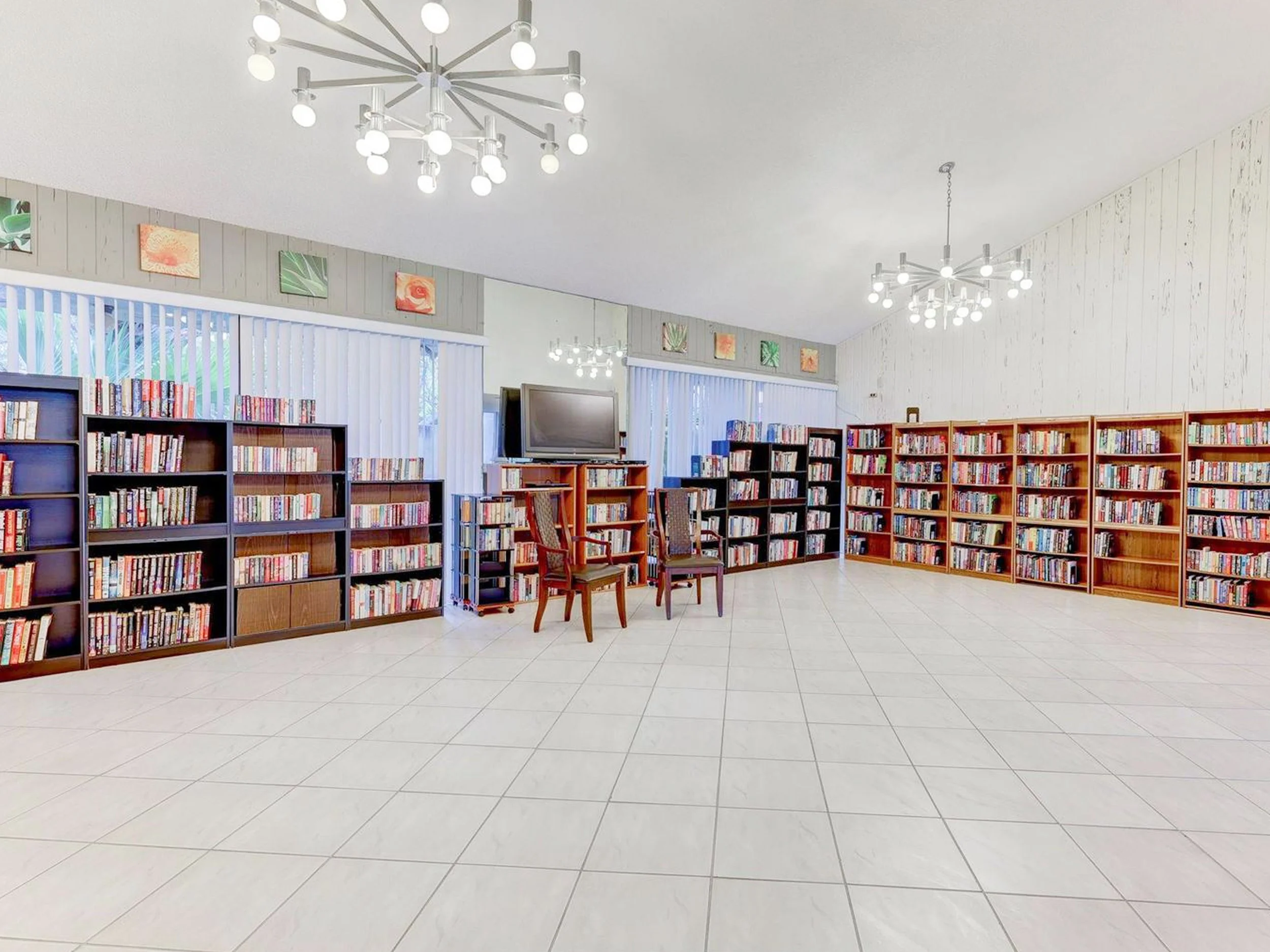 113-Library.jpg