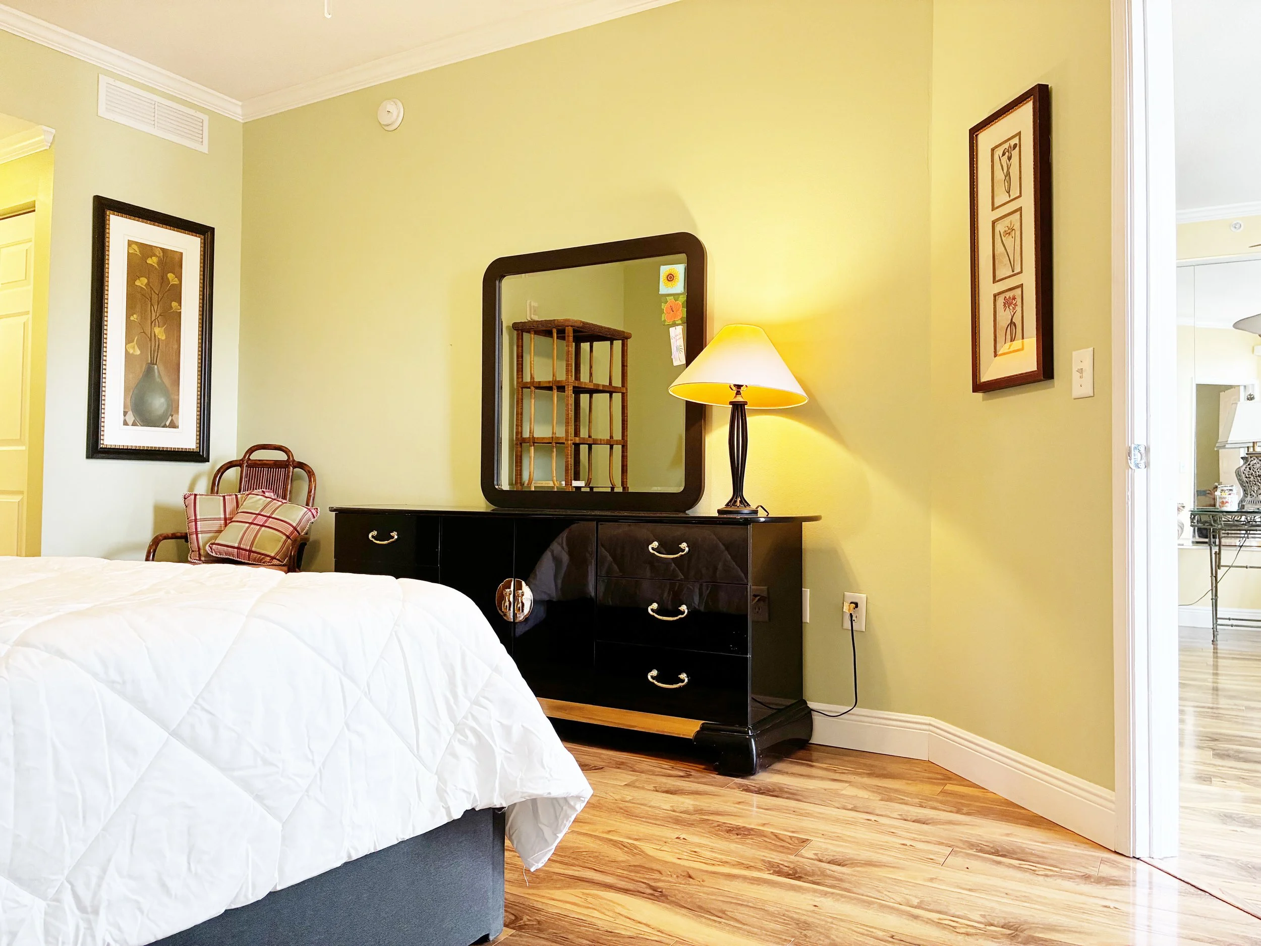 15-Master Bedroom.jpeg