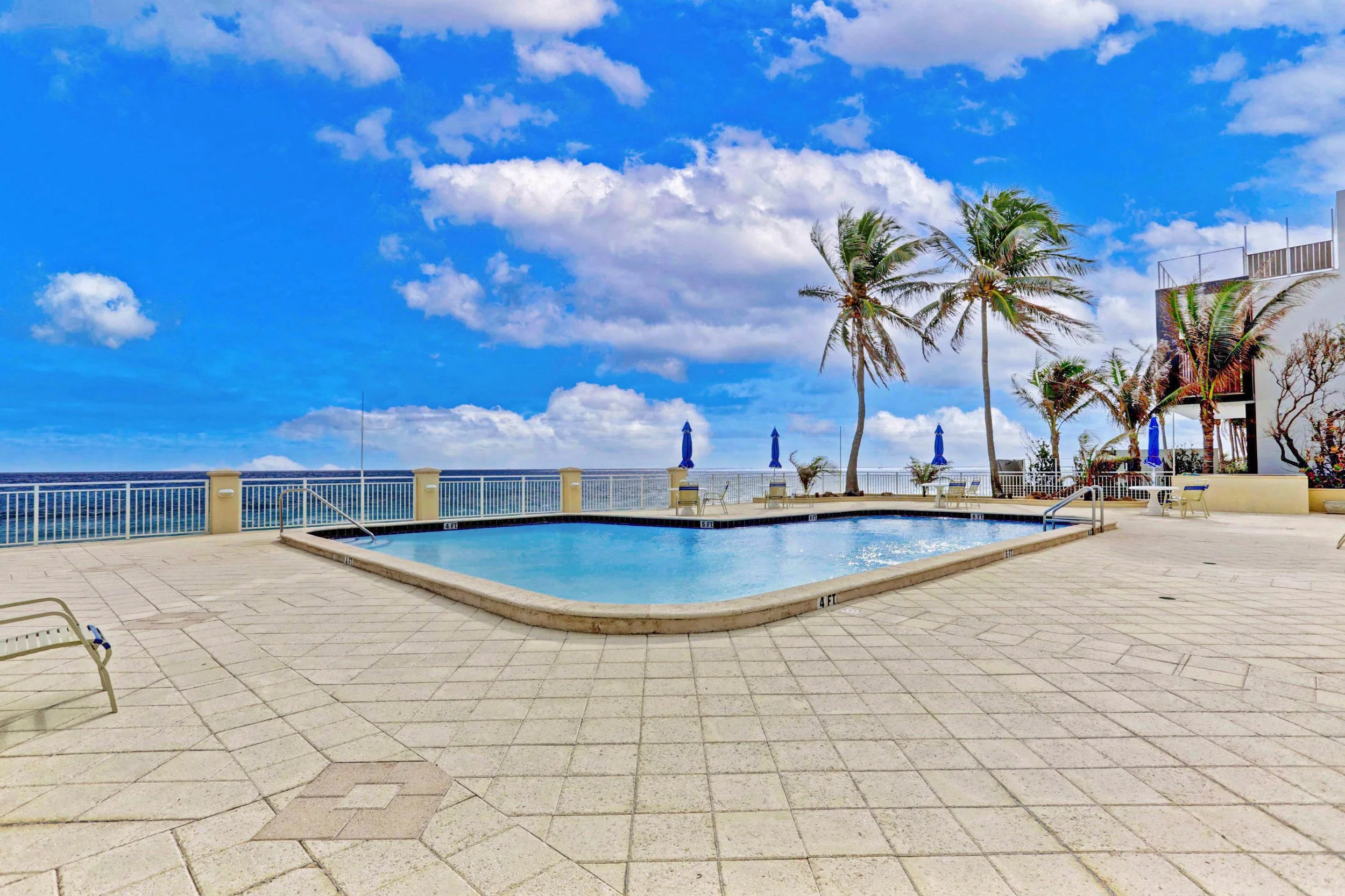 56-Beautifully Furnished Oceanfront Palm Beach.jpg