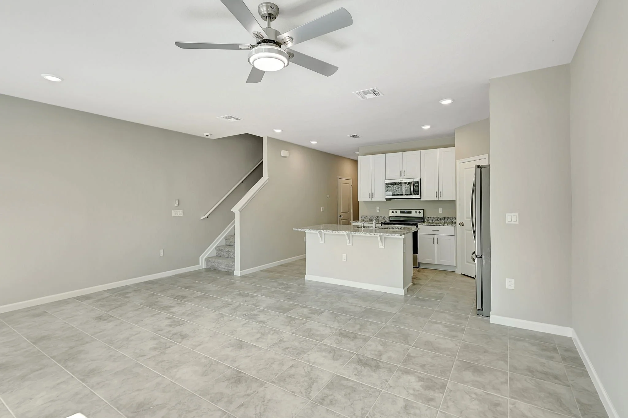 16-Living Space.jpg