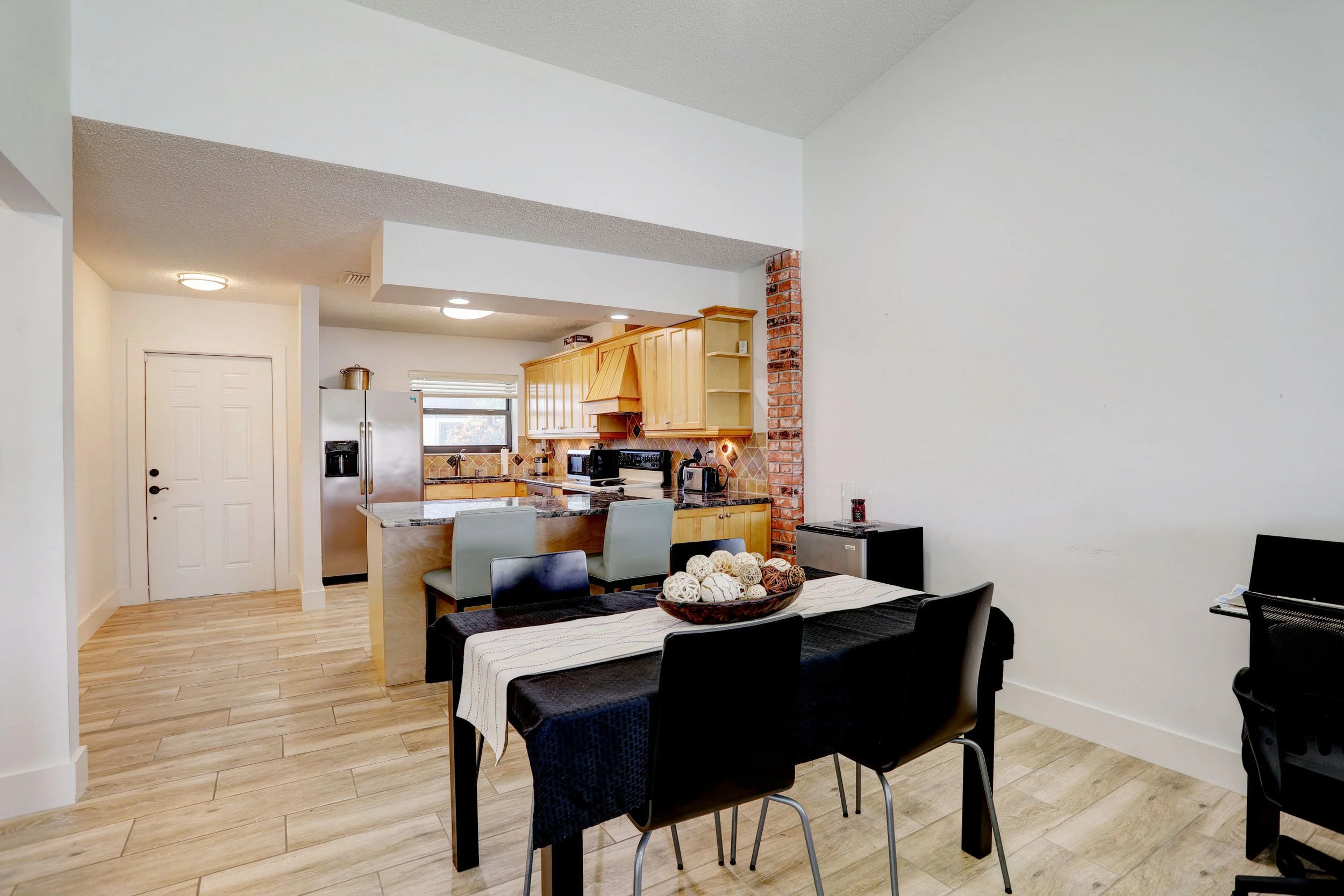 25-Dining Room and Kitchen.jpg