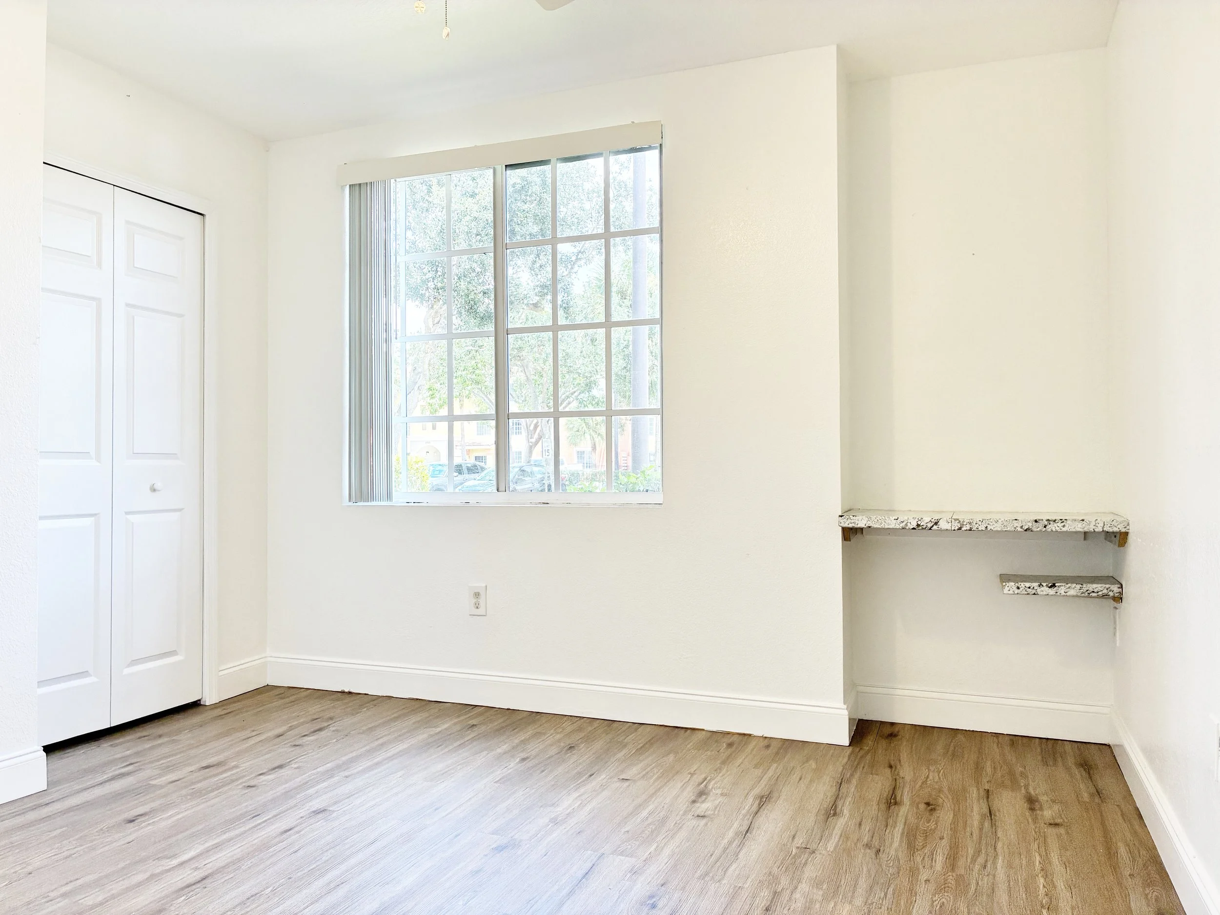 50-Second Bedroom.jpeg