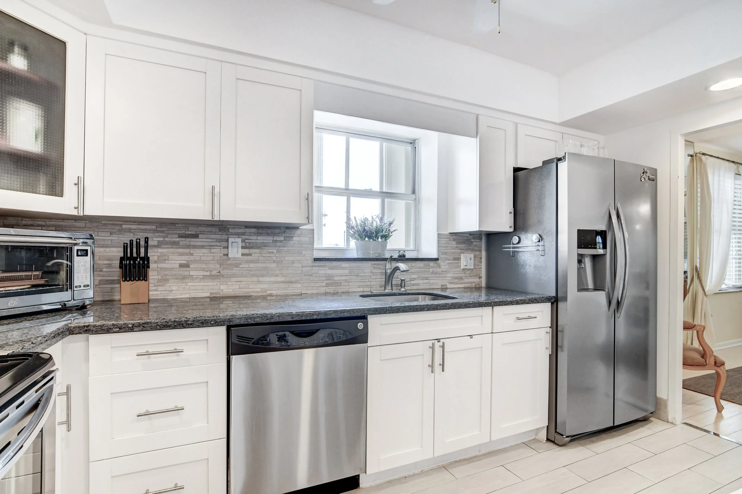 19-Full Kitchen 2 Bedroom Condo.jpeg