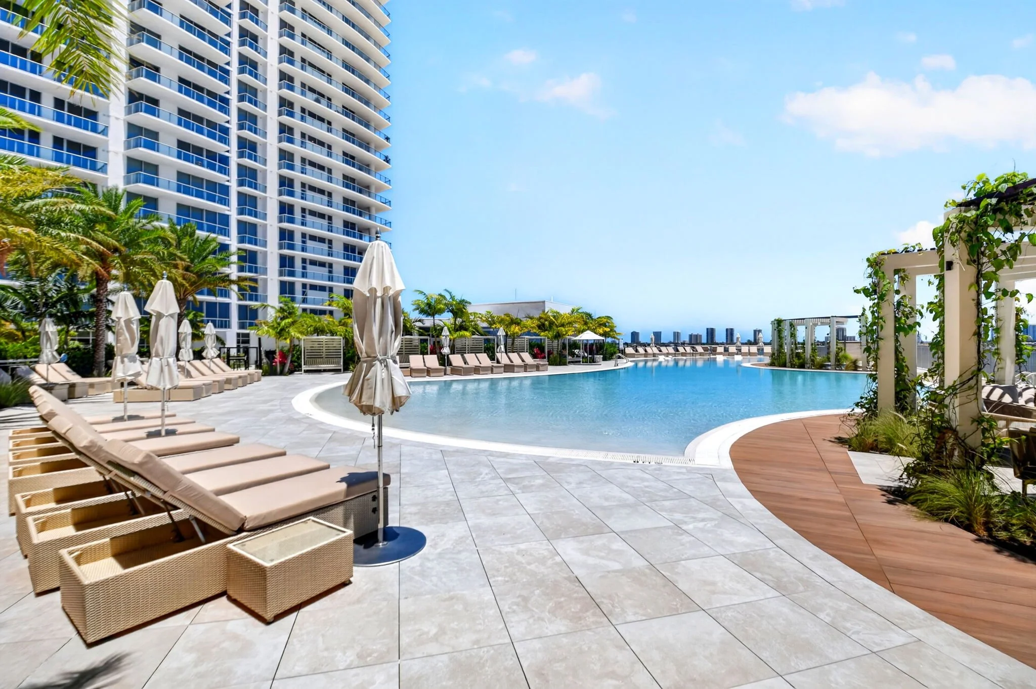 107-Amenities sixth floor pool.jpg