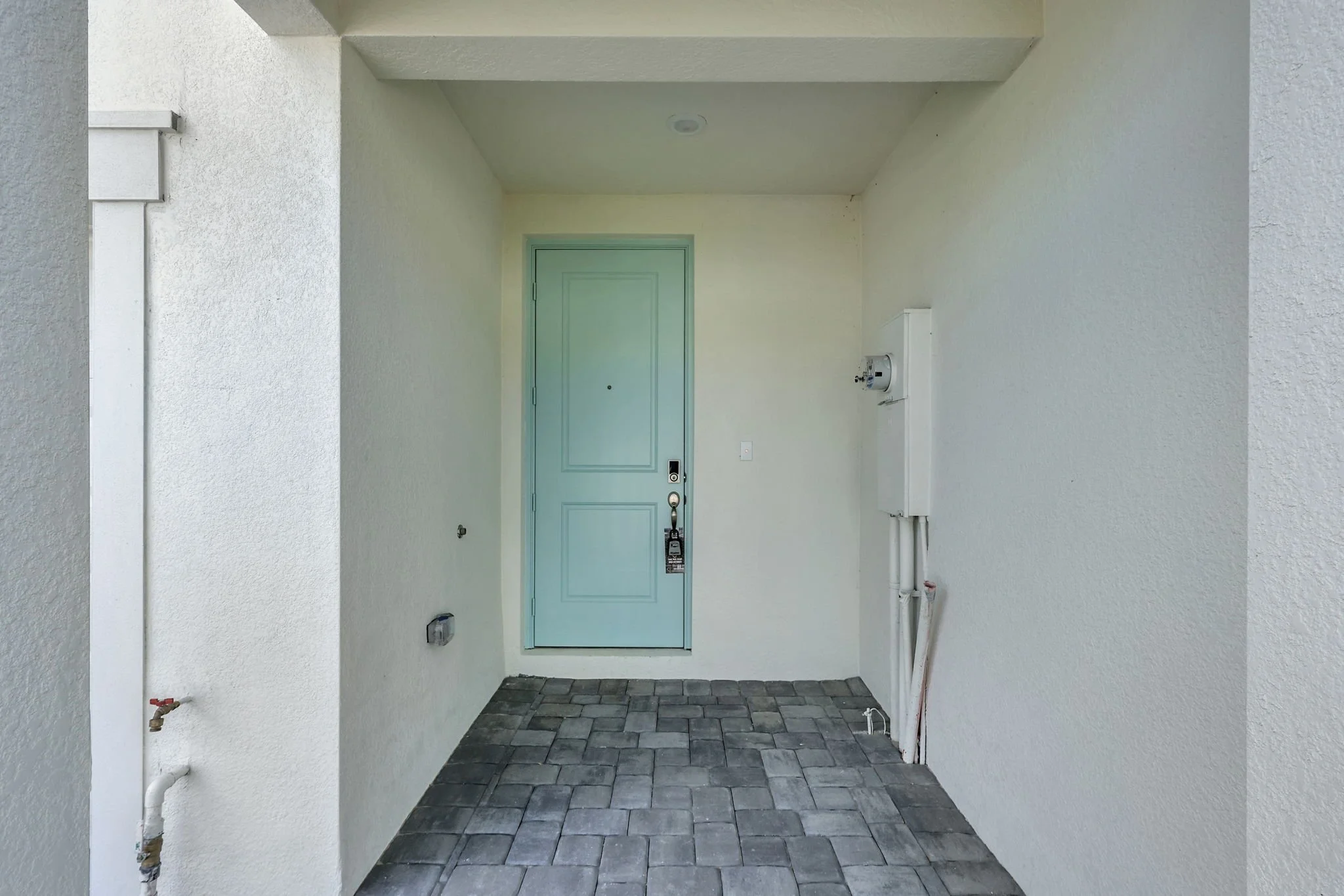 4-Townhome Front Door.jpg