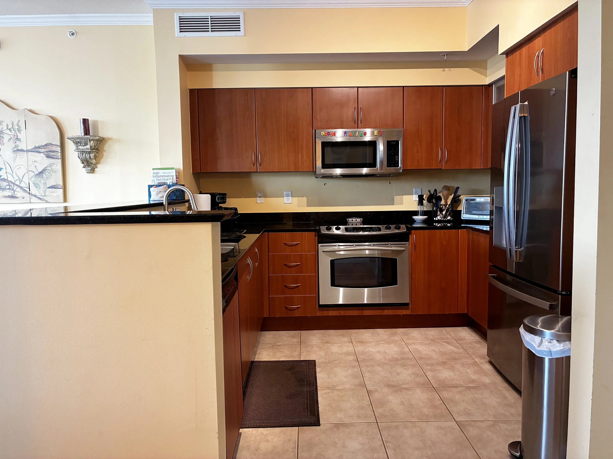 2-Kitchen.jpeg
