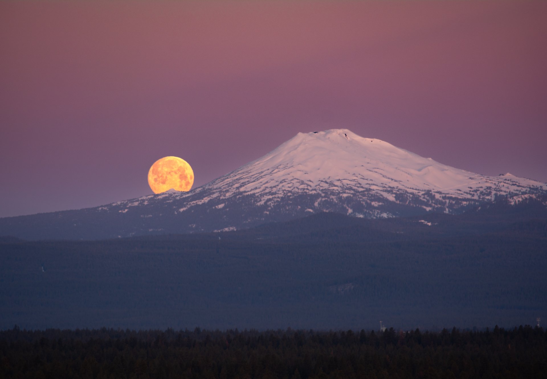 Moonset over Mt. Bachelor