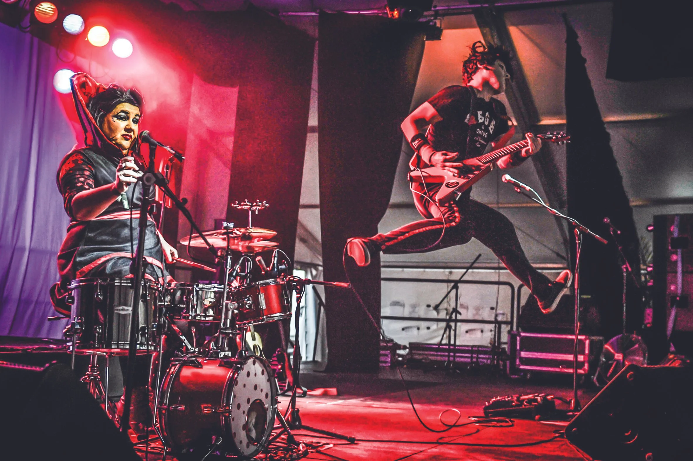 Otto & Astrid LIVE by Peter Enwight.jpg