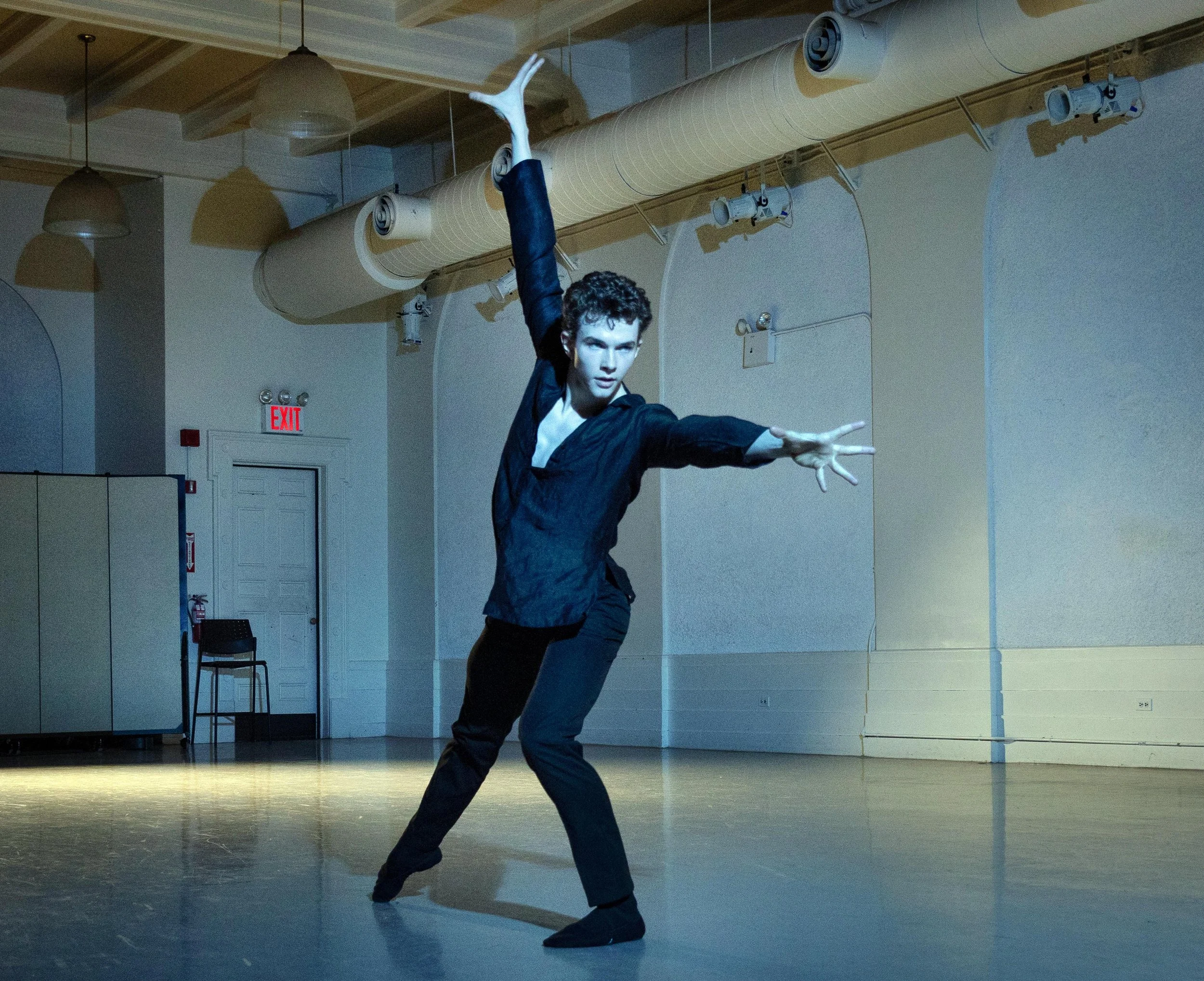 Max Barker in "A Pop-Up Ballet at New York City Center," an evening of choreography by Kathryn Roszak, presented by Danse Lumière March 30, 2026. Photo by Kent G. Becker.