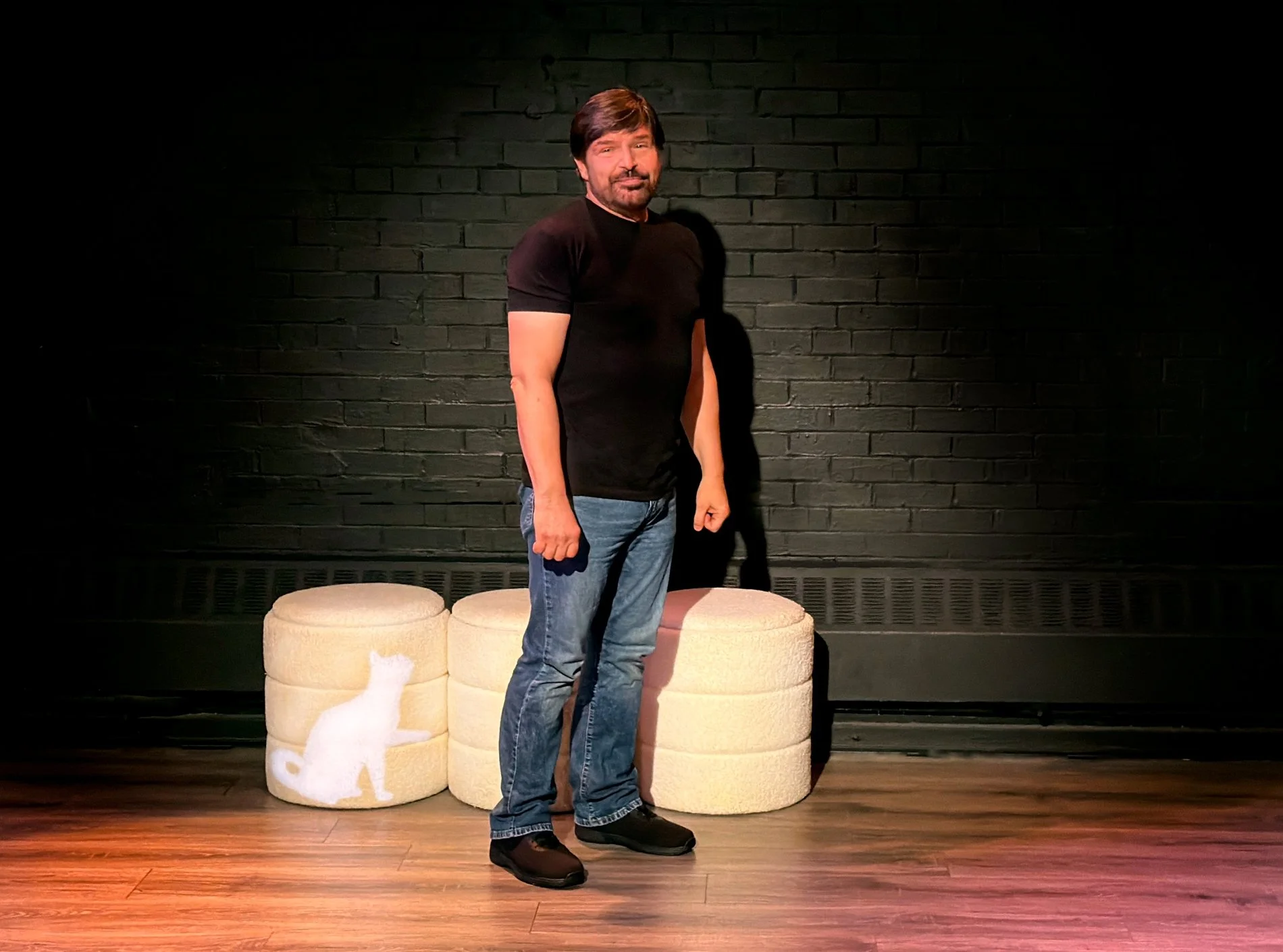 Bob Brader in Kitty Daddy. Photo by Alan Rowe Kelly..jpg