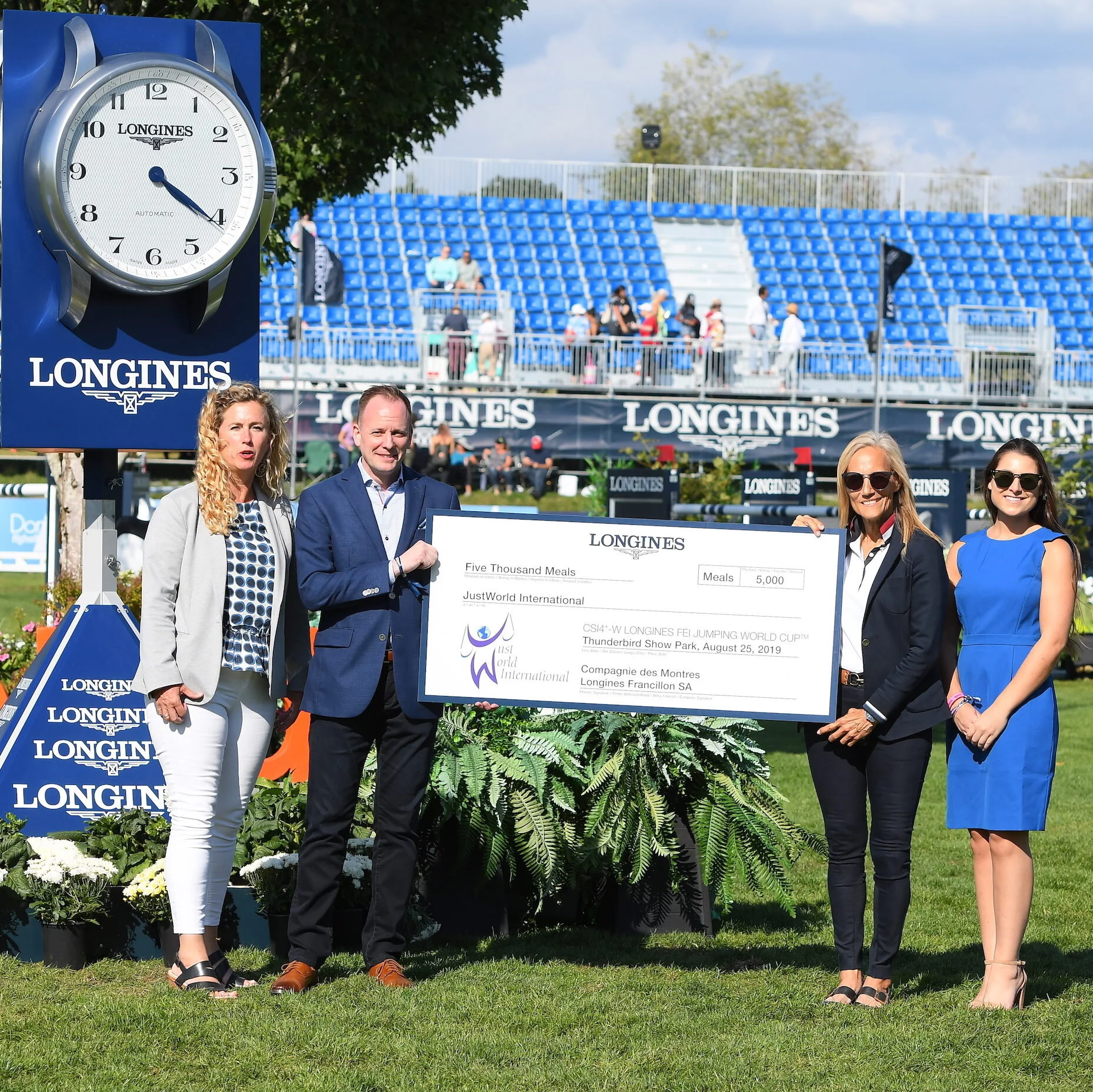 La colaboración entre Longines y JustWorld proporciona más de 300.000 comidas nutritivas a niños de todo el mundo