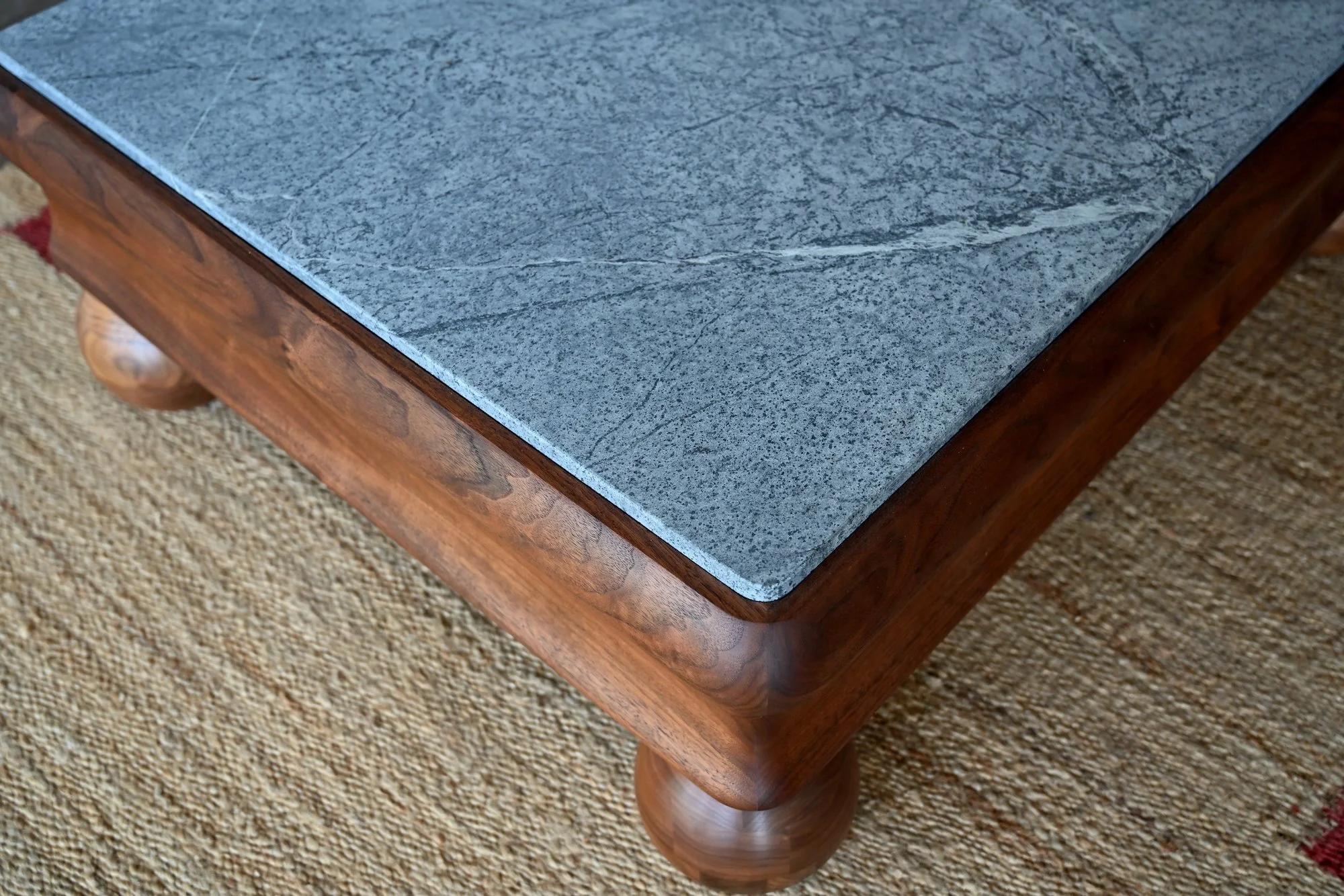 MEMPHIS COFFEE TABLE (COMING SOON)