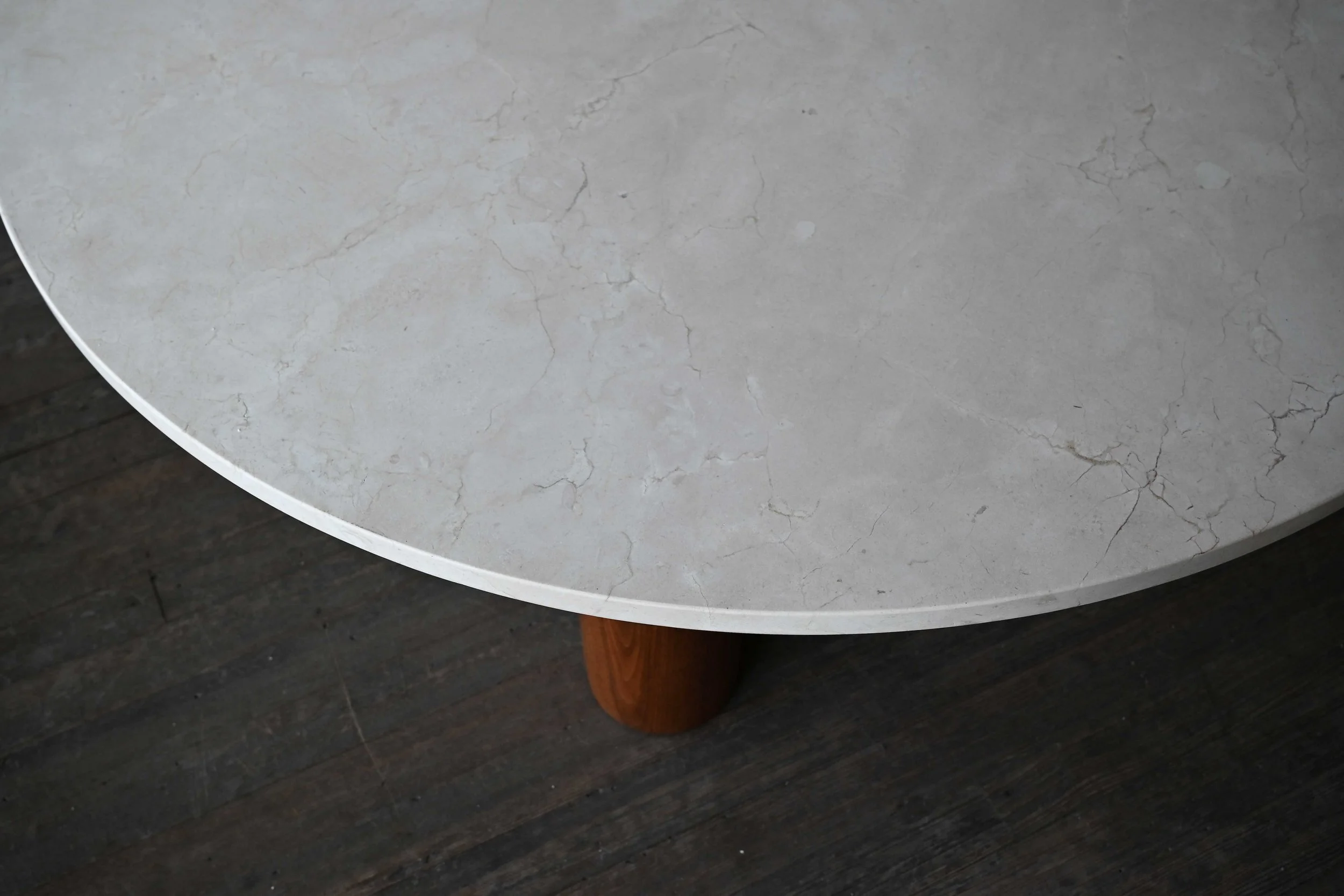 ROUND PLUM COFFEE TABLE #2.jpg