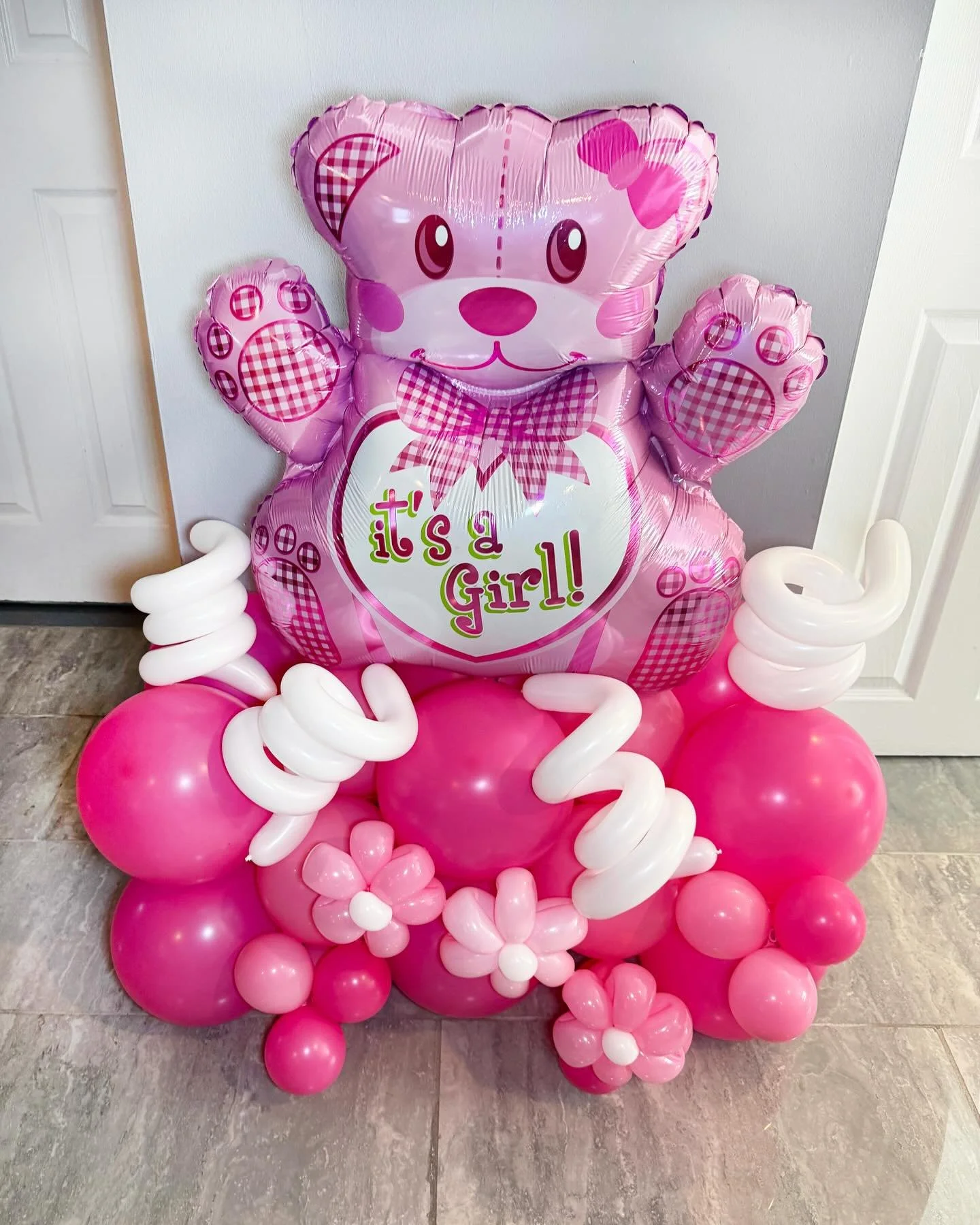 It&rsquo;s a girl and it deserves a POP. 💖🎀
Our custom balloon bomb is the sweetest way to reveal, celebrate, and surprise with the prettiest details and a magical moment.

📍 Book with us today
📞 (347) 751-3539
📧 whats.poppin.lisland@gmail.com
?