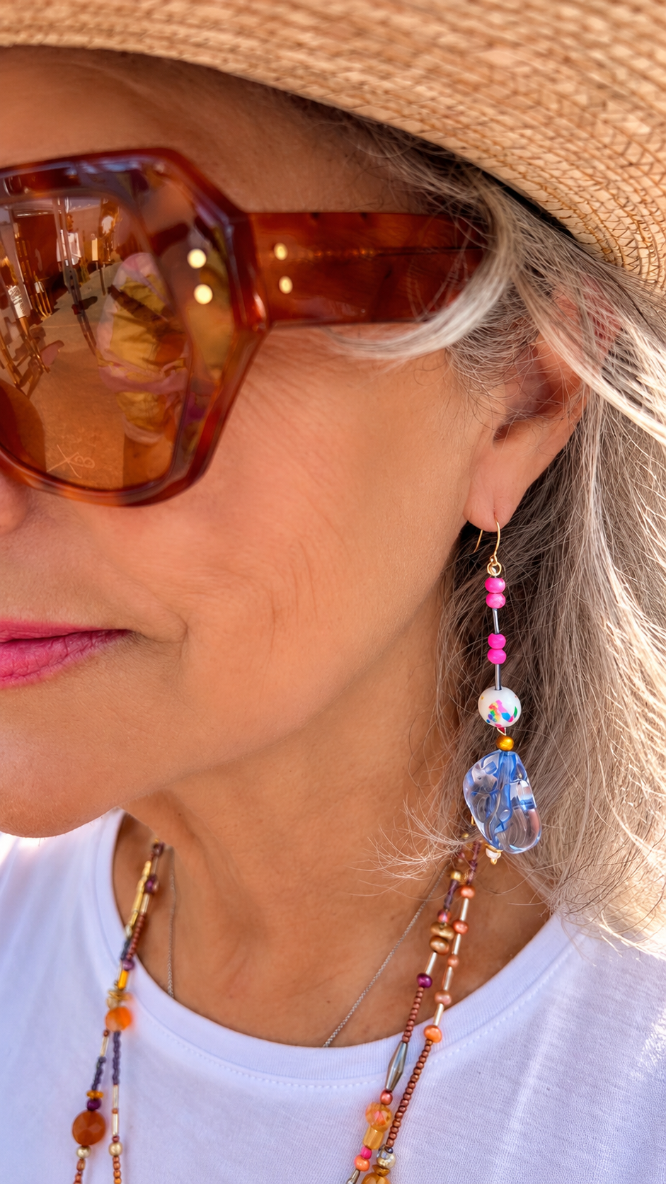 Pink Blue Drop Earring_Portrait_Ratio 9 16.png