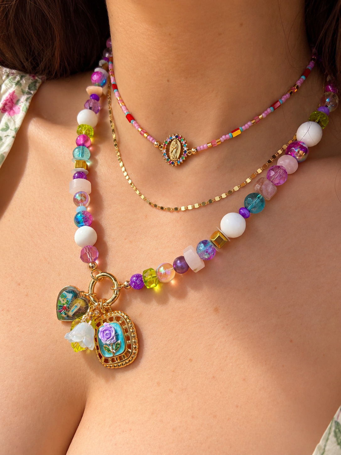 Santisima Laura Necklace_Portrait_Ratio 3 4.png