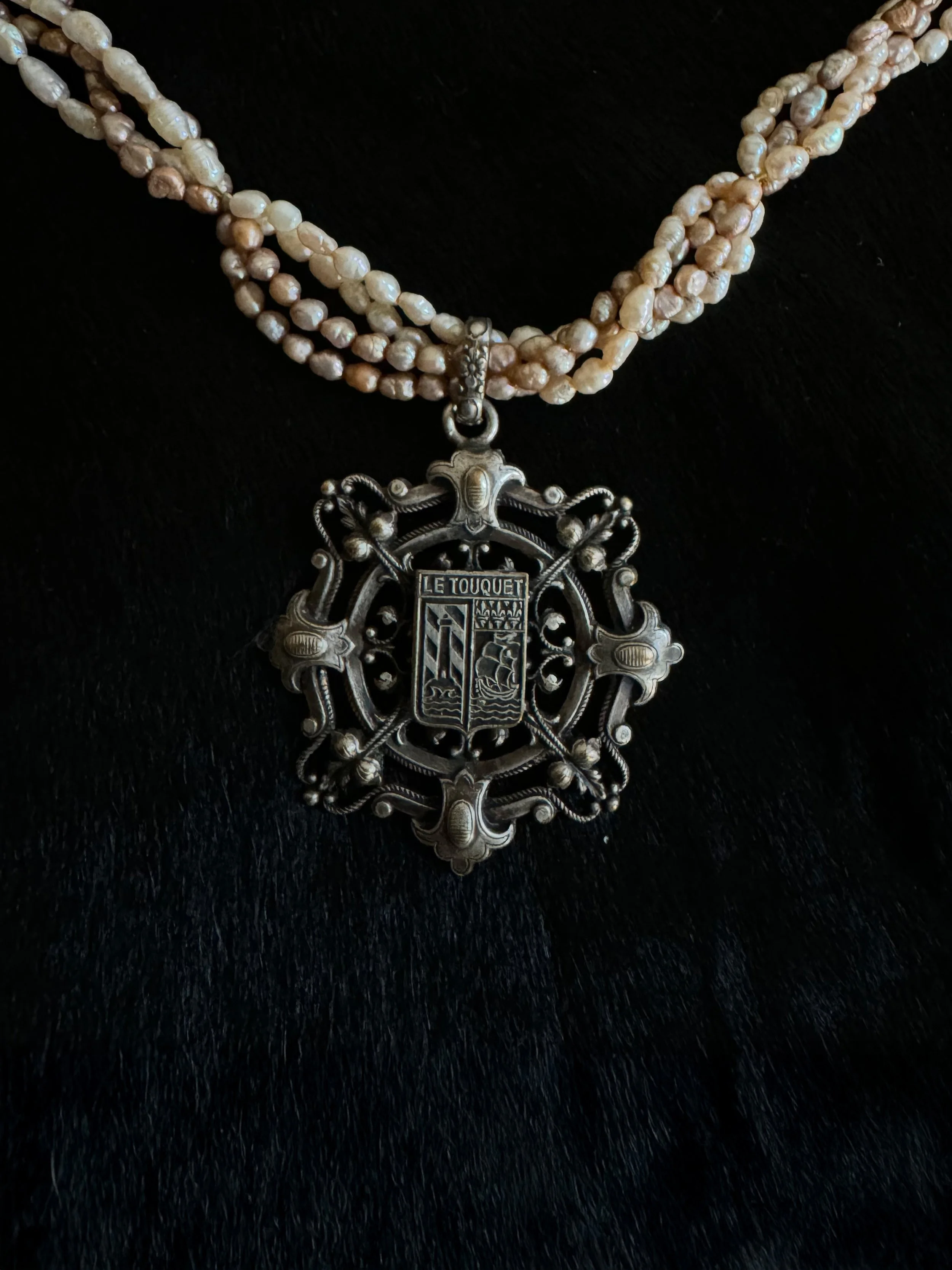 FRENCH LADY - PP CLOSE UP.jpg