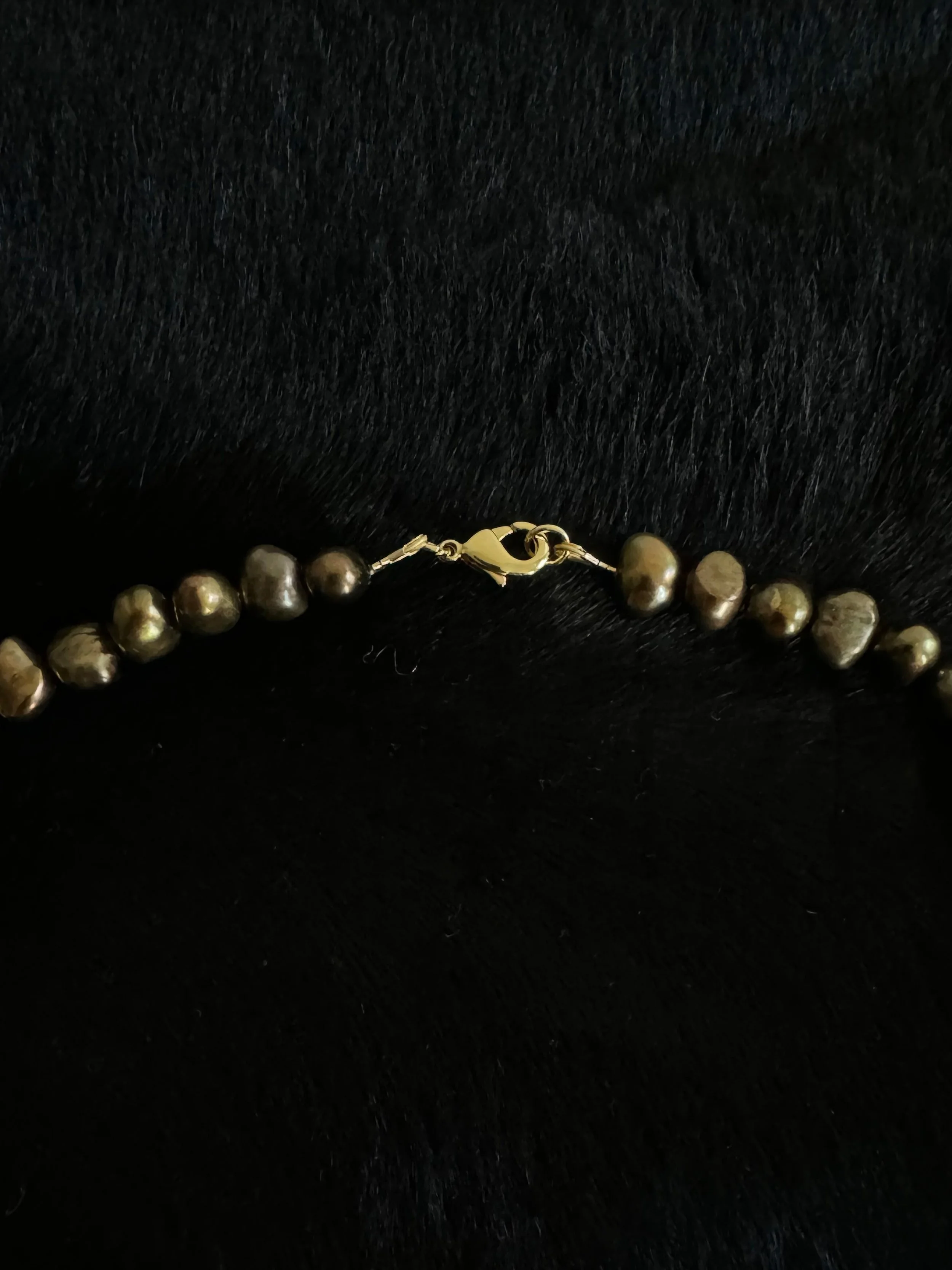 FATMA'S JIST - PP CLOSE UP 3 - CLOSURE.jpg