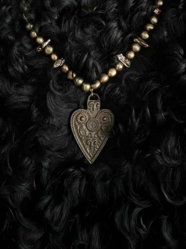 LOVE - PP CLOSE UP 2.jpg