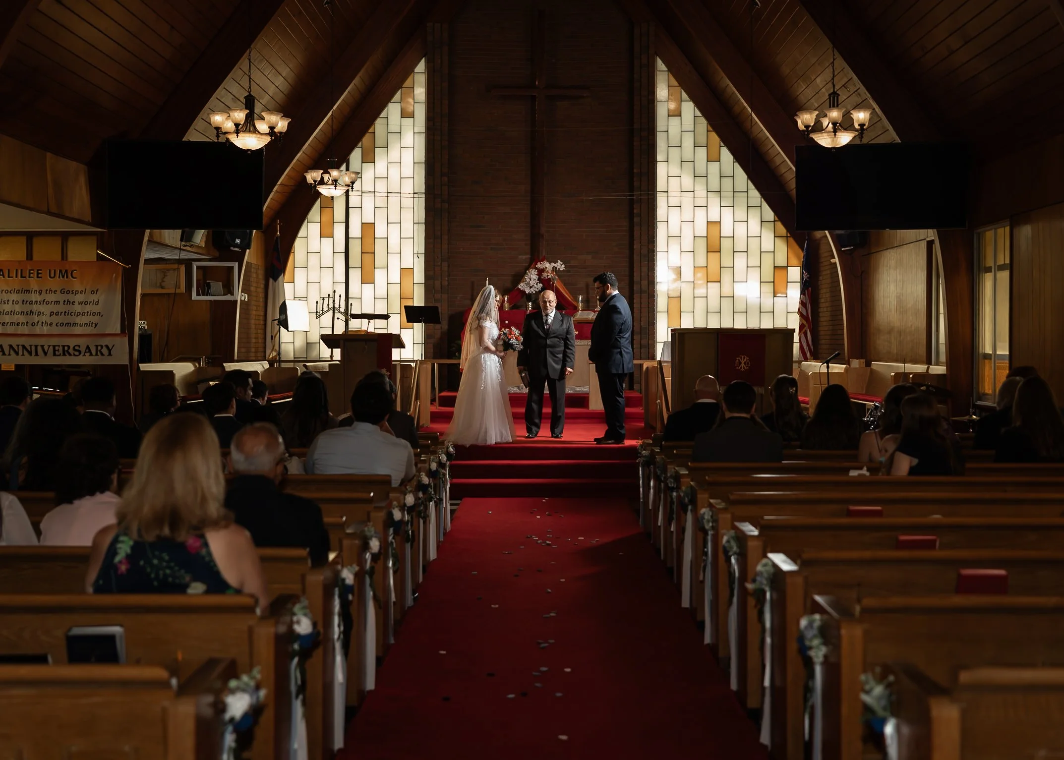 Isaac & Annaliese-09416.jpg