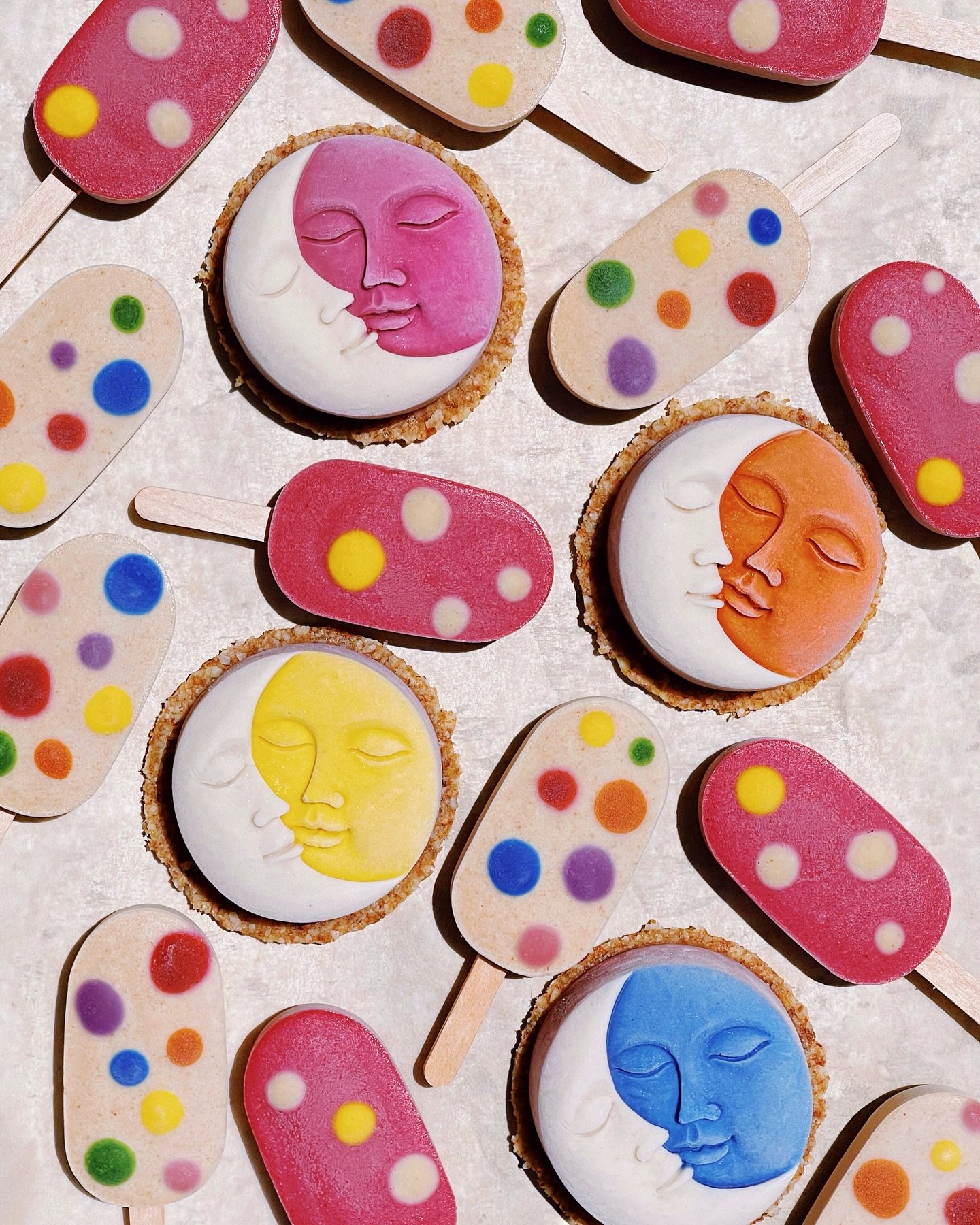 Join us tomorrow, Friday August 16th for a very special Solar Return pop-up at @bobbakermarionettes! 🍭💫🍰

After the Enchanted Toyshop evening showtime we will have special treats available for purchase in the lobby:
🩷 Strawberry Stonefruit Celest