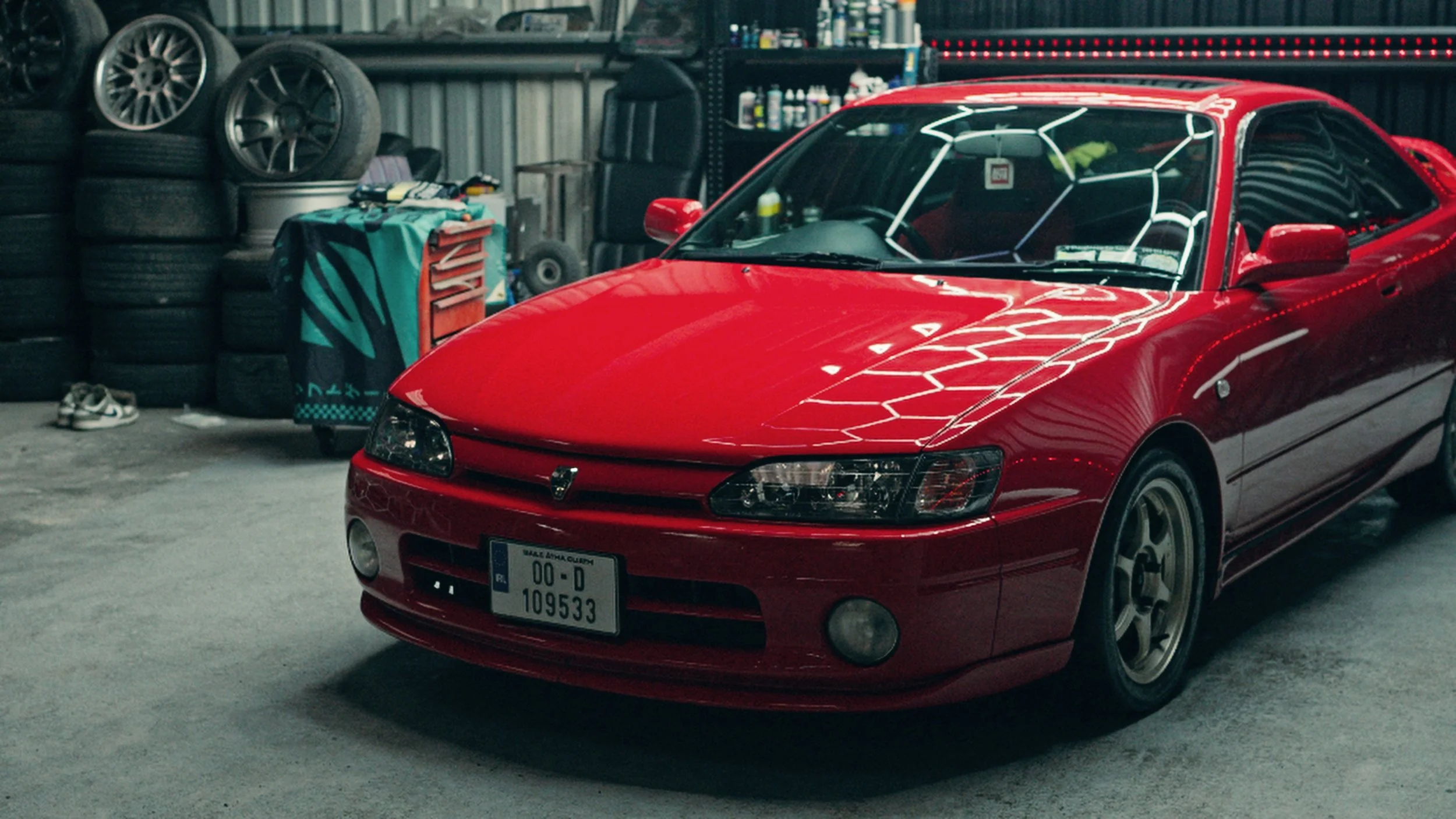 DETAILING A RED TOYOTA LEVIN