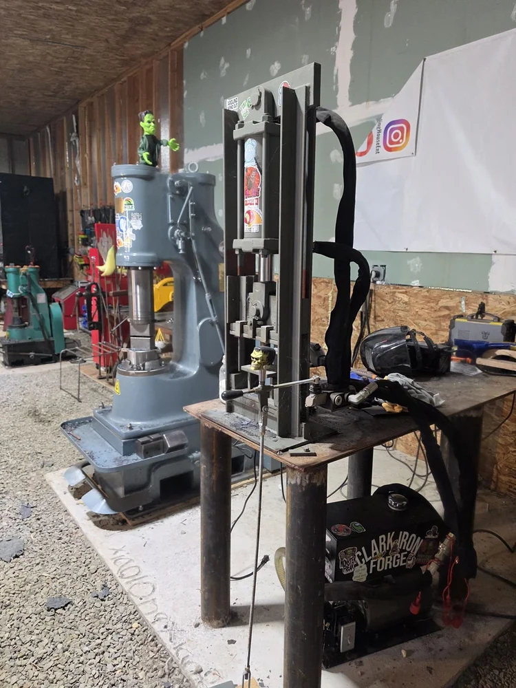 Where Damascus gets welded