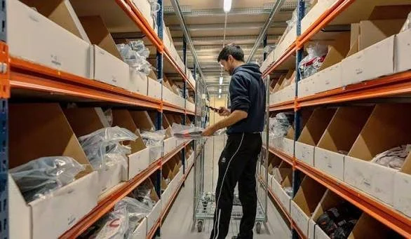 WarehouseWorks -Ecommerce and Retail Warehouse For Lease