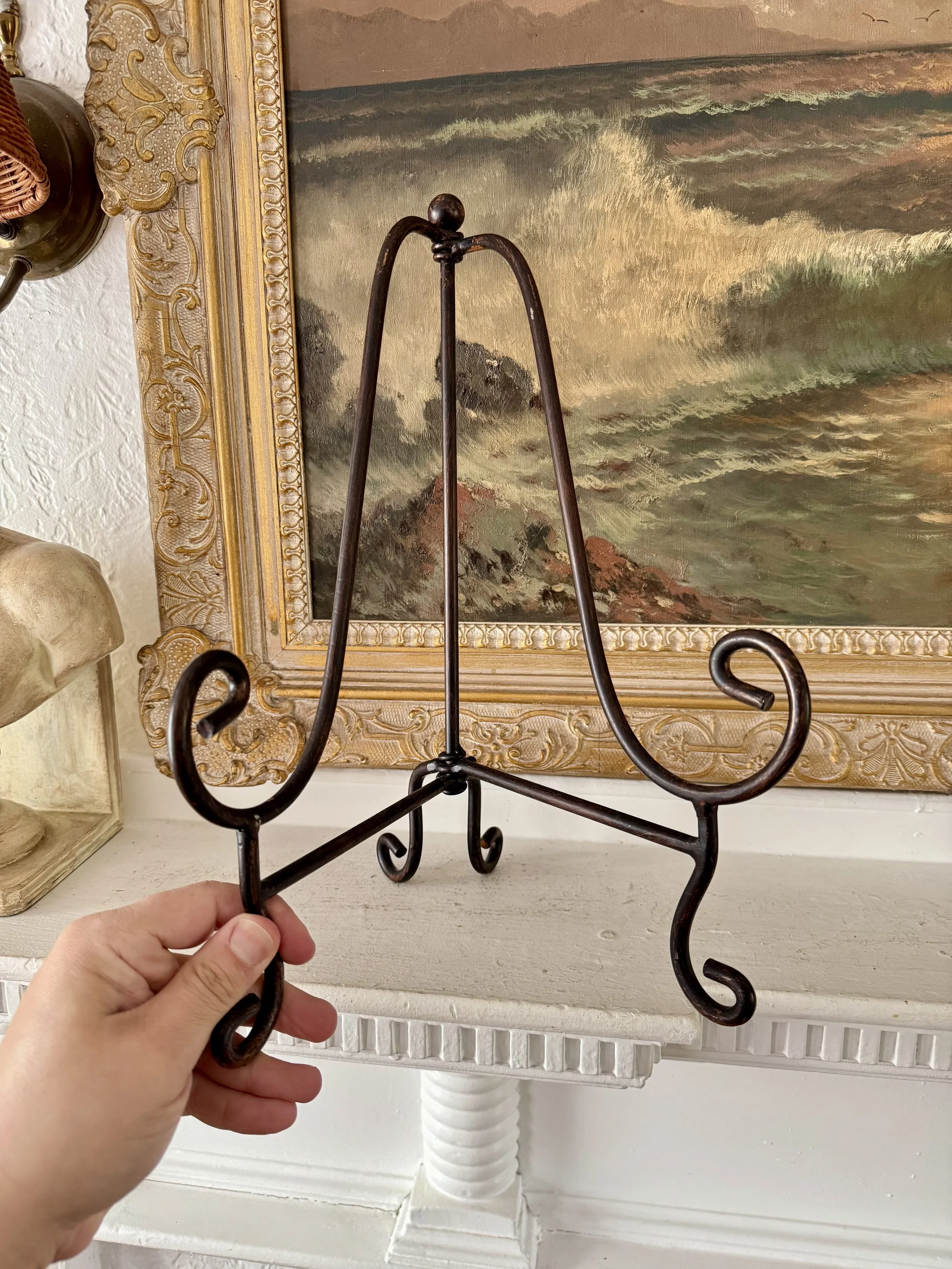 16" iron easel, vintage