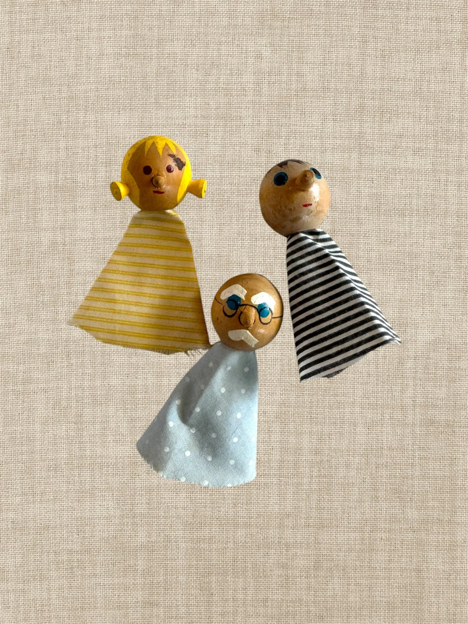 trio wood & fabric finger puppets, vintage
