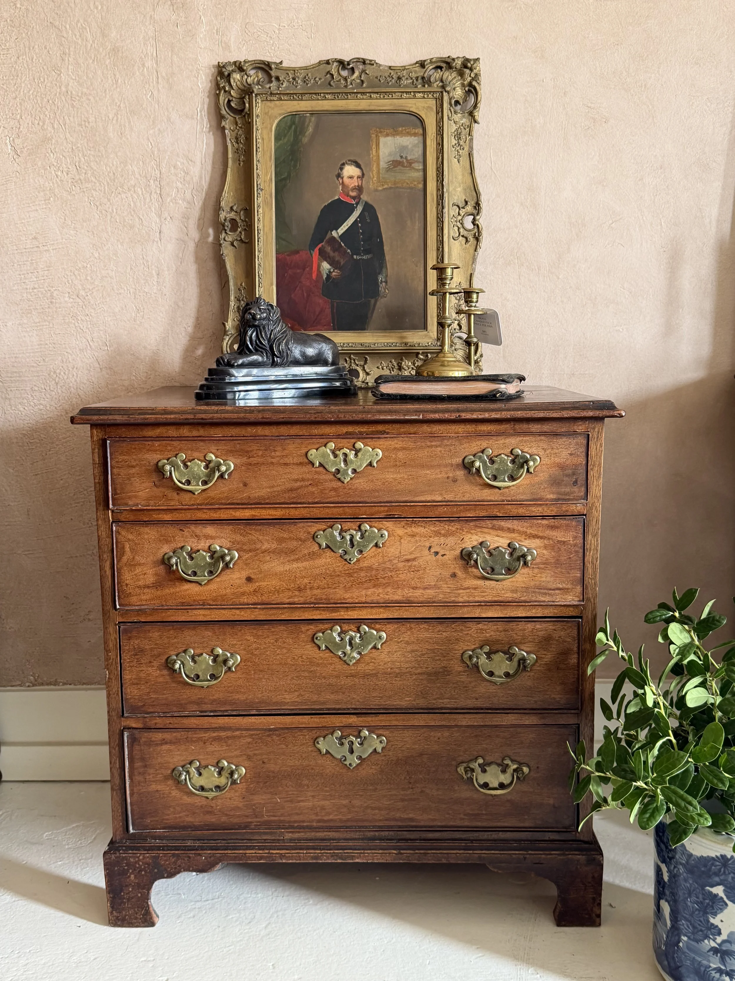 SMALL ANTIQUE MAHOGANY CHEST WITH BATWING BAIL PULLS