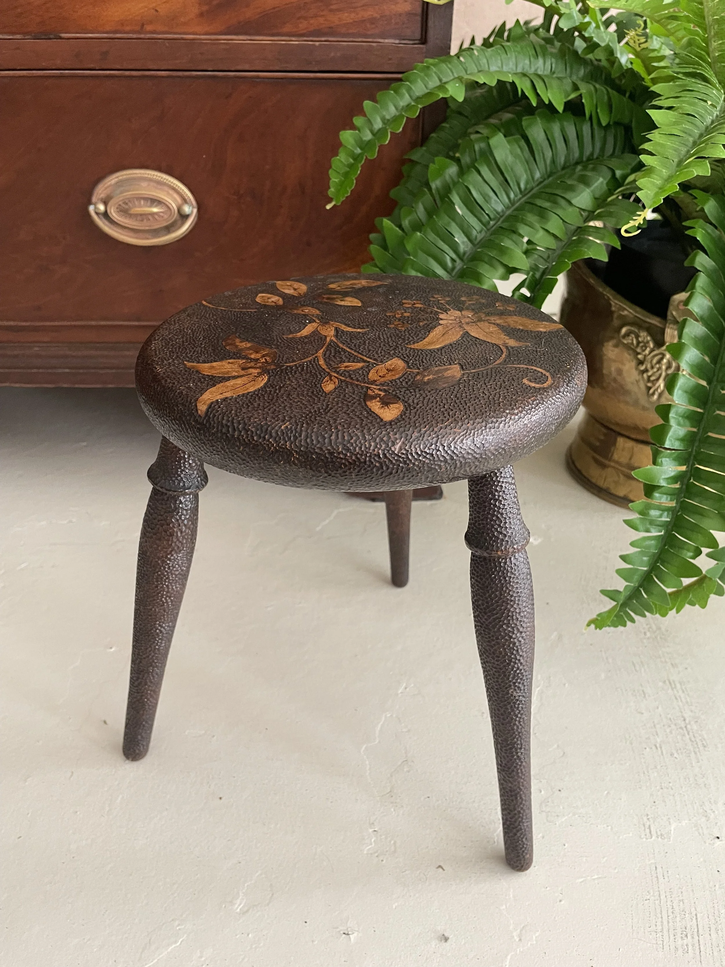 ANTIQUE ARTS & CRAFTS WOODEN POKERWORK STOOL