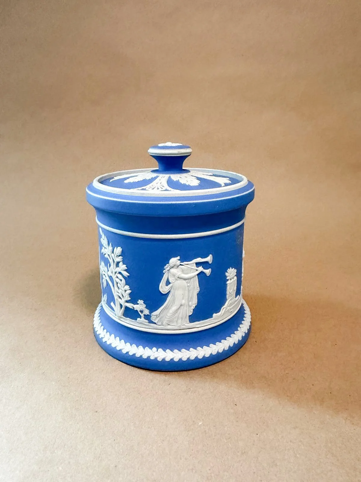 ANTIQUE ADAMS JASPERWARE TOBACCO JAR