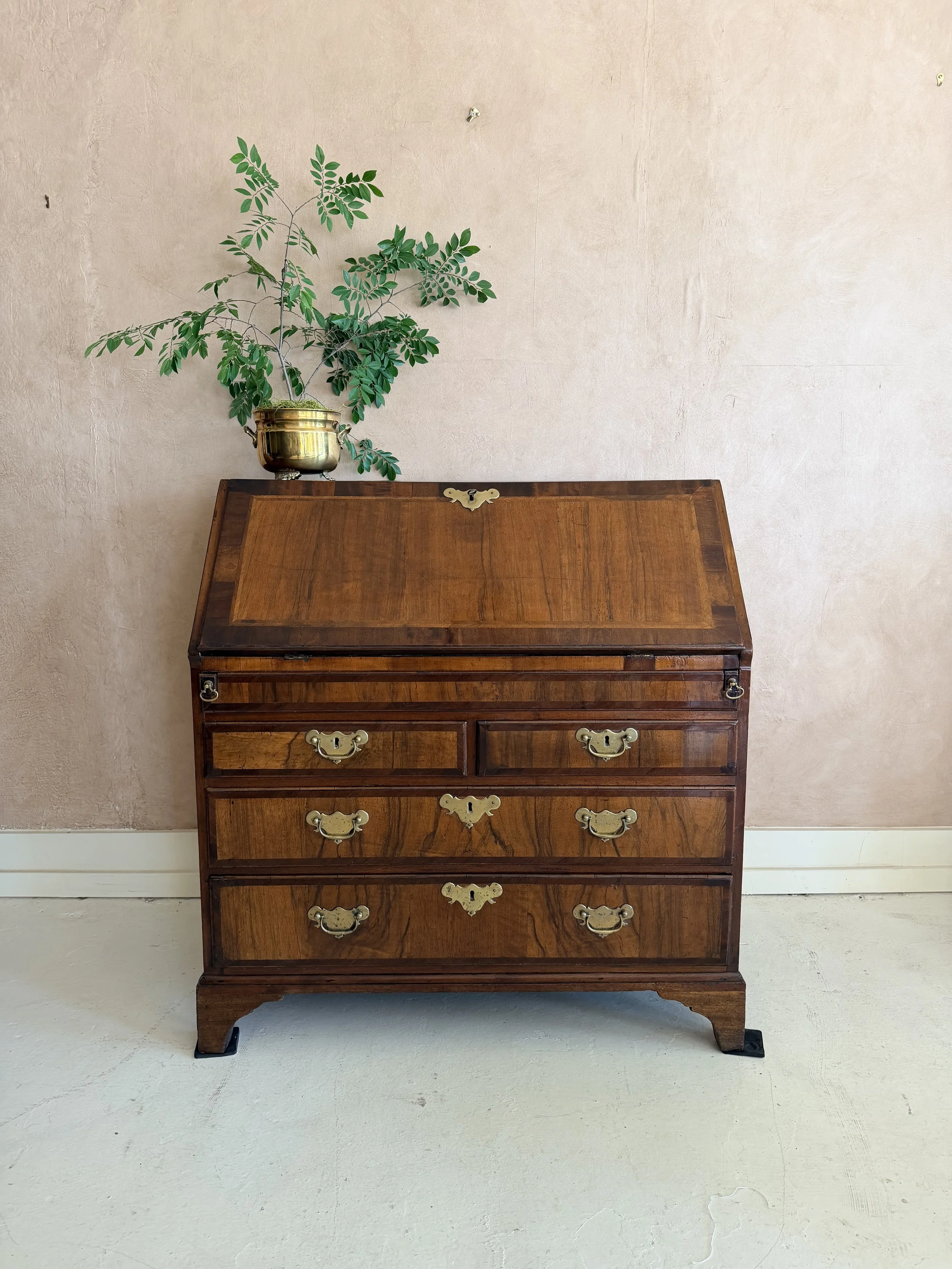 GEORGE III WALNUT BUREAU