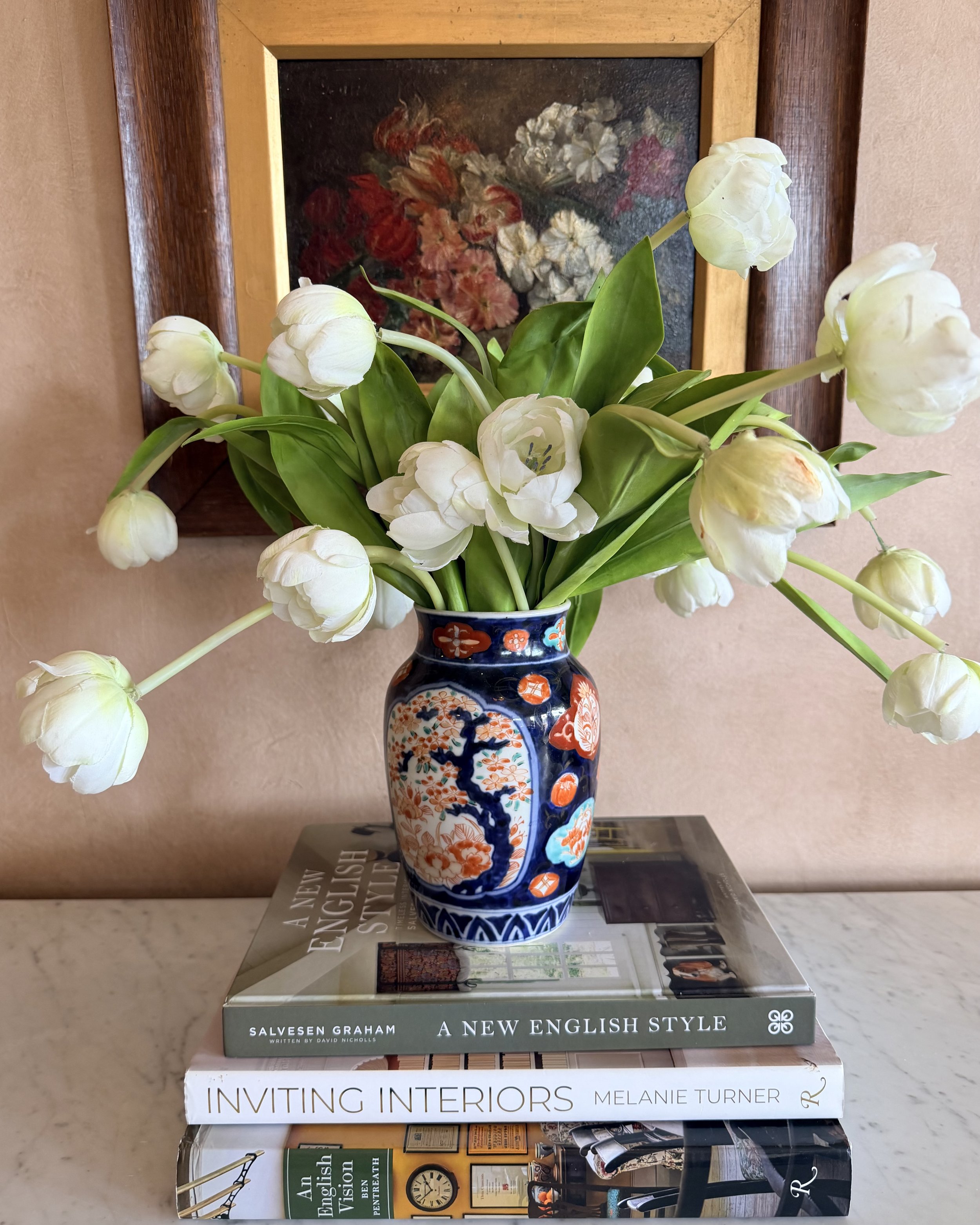 IMARI VASE