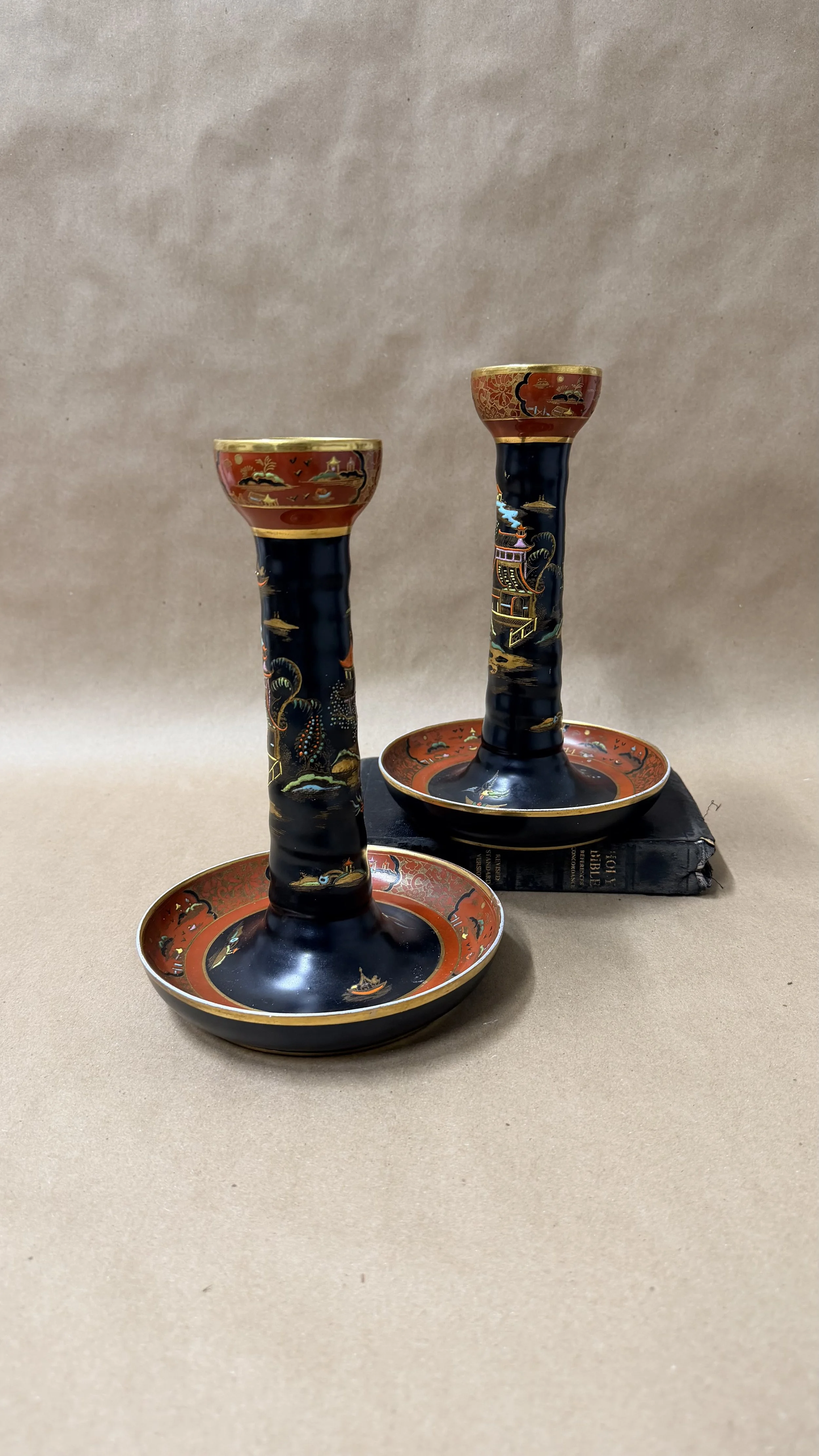 PAIR OF CARLTON WARE CHINOISERIE CANDLESTICKS