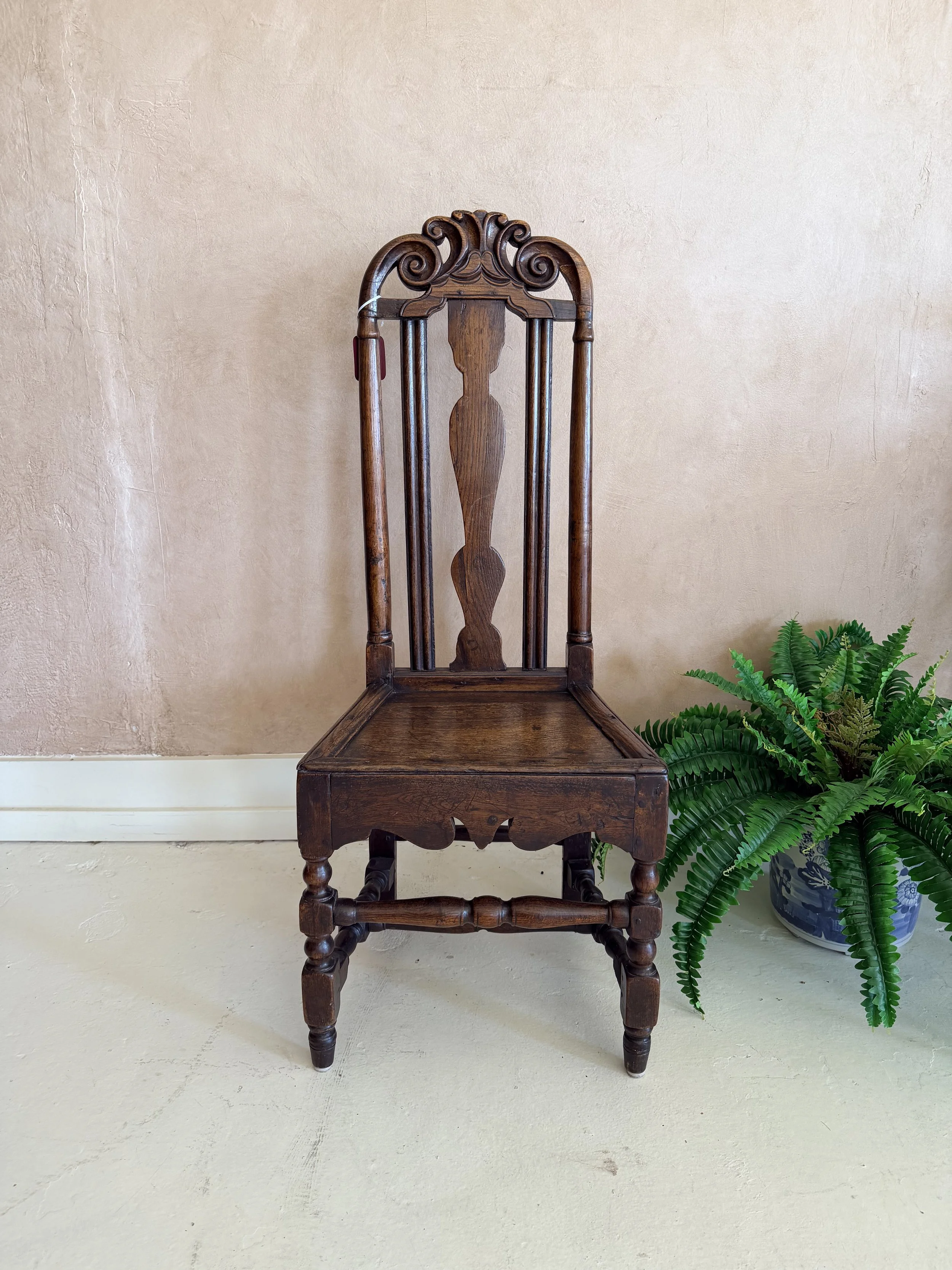 18TH CENTURY OAK CHAIR