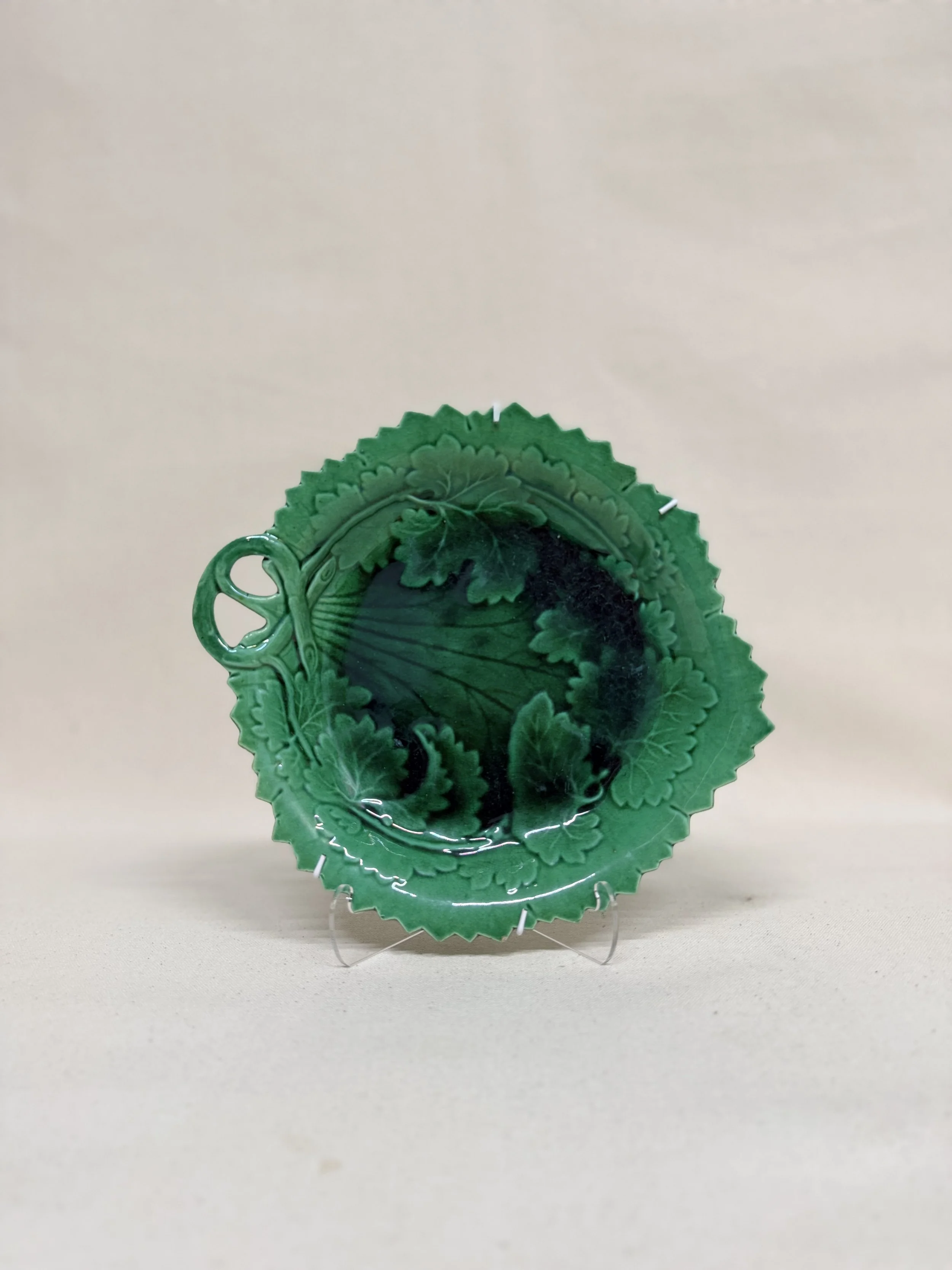 MAJOLICA PLATE
